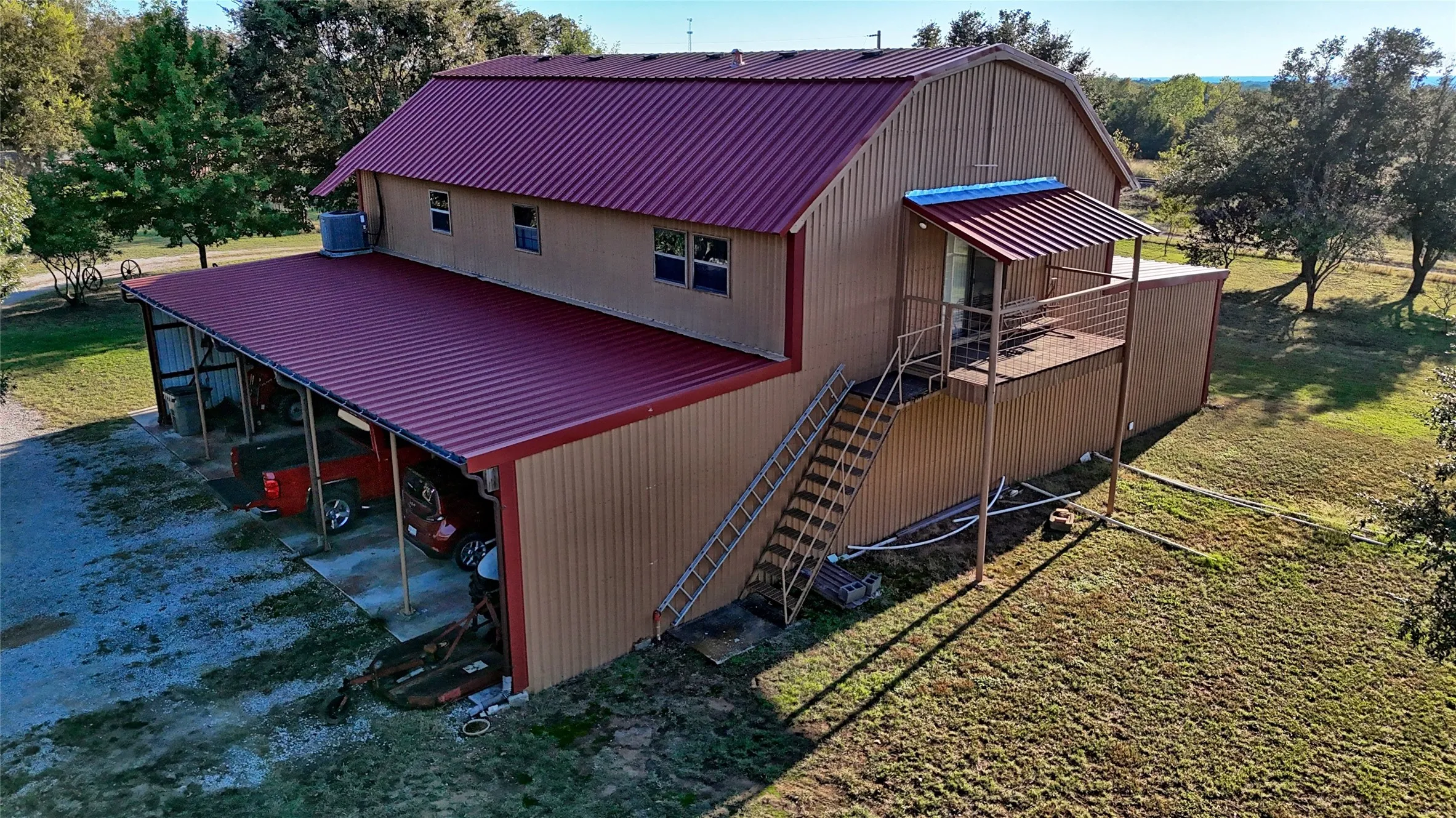 Farm For Sale in Montague County , 712 Front Street, Sunset, Texas 76270, 3 Bedroom, 2 Bathroom, 2 Garage spaces, 1,560 Sqft, built in 1987, mls#21098708, Real Estate Agent in Sunset, Homes For Sale in Montague county, Homes For Sale in Sunset, Realtor in Sunset Texas, Real Estate Brokerage Independent Realty Texas, Luminita Cordes Realtor