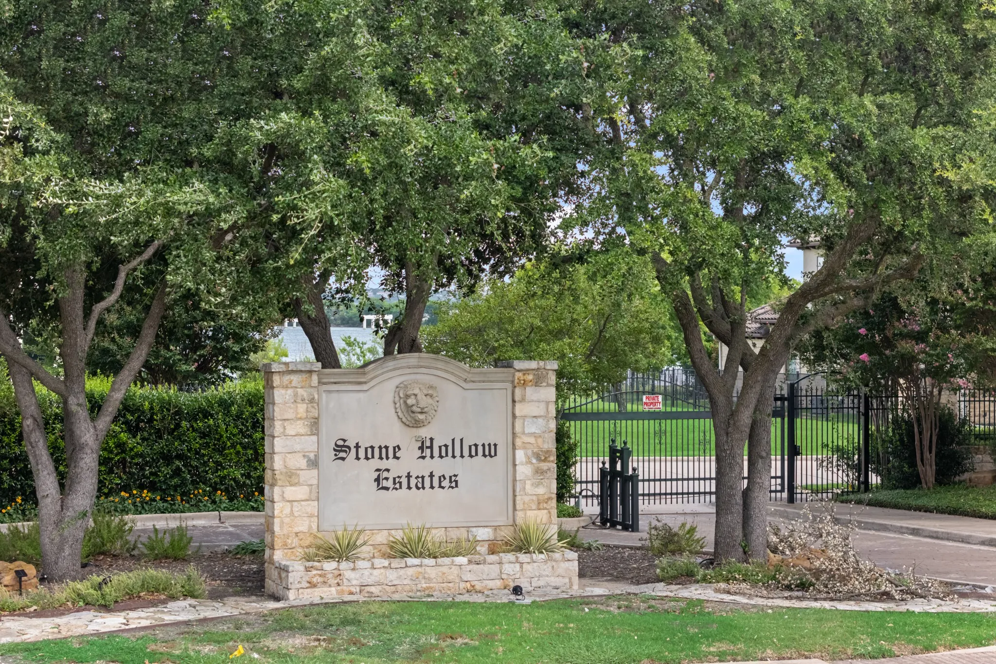 Improved Land For Sale in Rockwall County , 2106 Stone Hollow Drive, Rowlett, Texas 75088, 0, 0, Garage spaces, 0 Sqft, built in 0, mls#21098930, Real Estate Agent in Rowlett, Homes For Sale in Rockwall county, Homes For Sale in Rowlett, Realtor in Rowlett Texas, Real Estate Brokerage Independent Realty Texas, Luminita Cordes Realtor