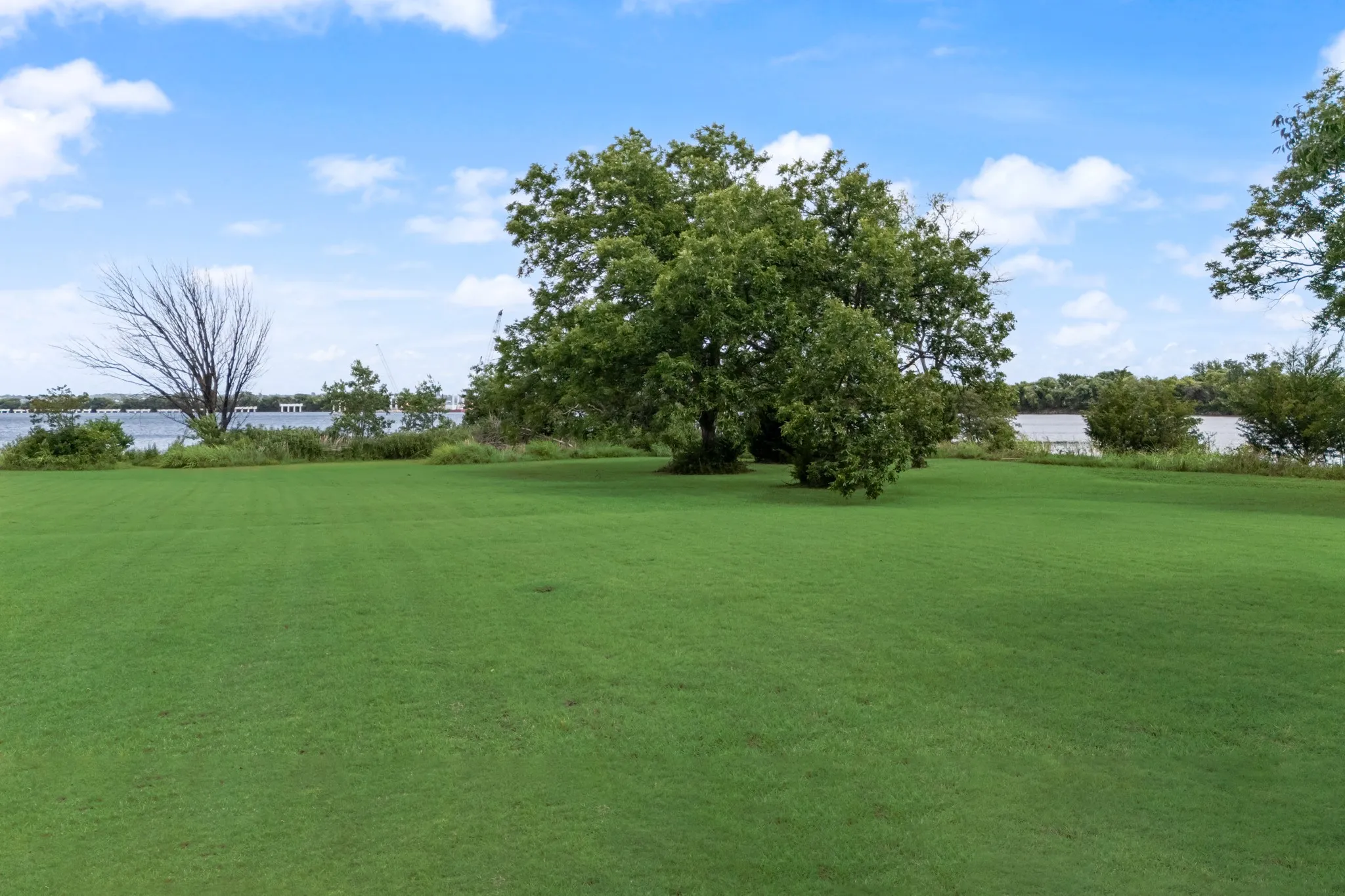 Improved Land For Sale in Rockwall County , 2106 Stone Hollow Drive, Rowlett, Texas 75088, 0, 0, Garage spaces, 0 Sqft, built in 0, mls#21098930, Real Estate Agent in Rowlett, Homes For Sale in Rockwall county, Homes For Sale in Rowlett, Realtor in Rowlett Texas, Real Estate Brokerage Independent Realty Texas, Luminita Cordes Realtor