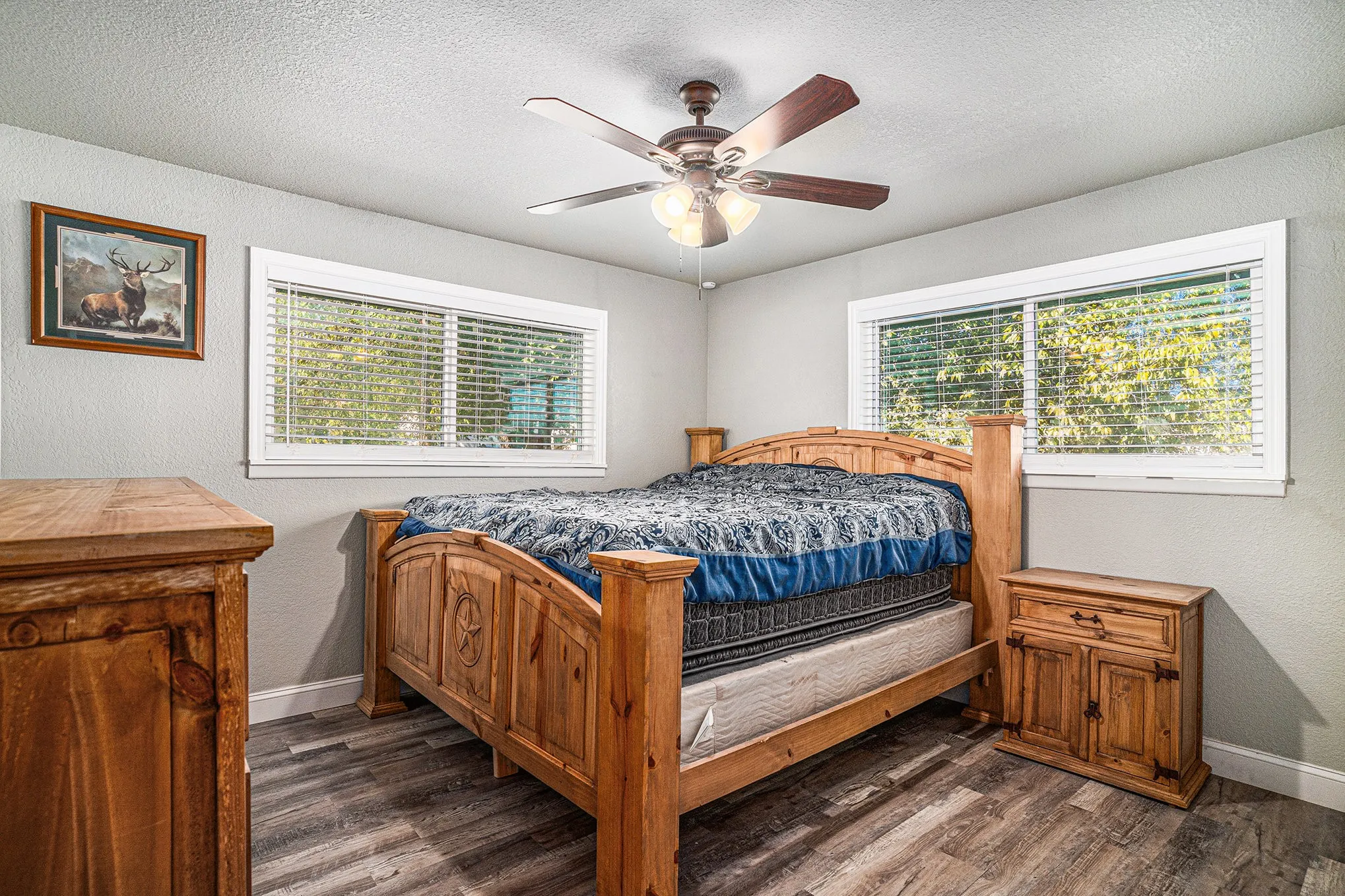 Single Family Residence For Sale in Johnson County , 807 Poindexter Avenue, Cleburne, Texas 76033, 3 Bedroom, 2 Bathroom, 2 Garage spaces, 1,364 Sqft, built in 1969, mls#21096741, Real Estate Agent in Cleburne, Homes For Sale in Johnson county, Homes For Sale in Cleburne, Realtor in Cleburne Texas, Real Estate Brokerage Independent Realty Texas, Luminita Cordes Realtor