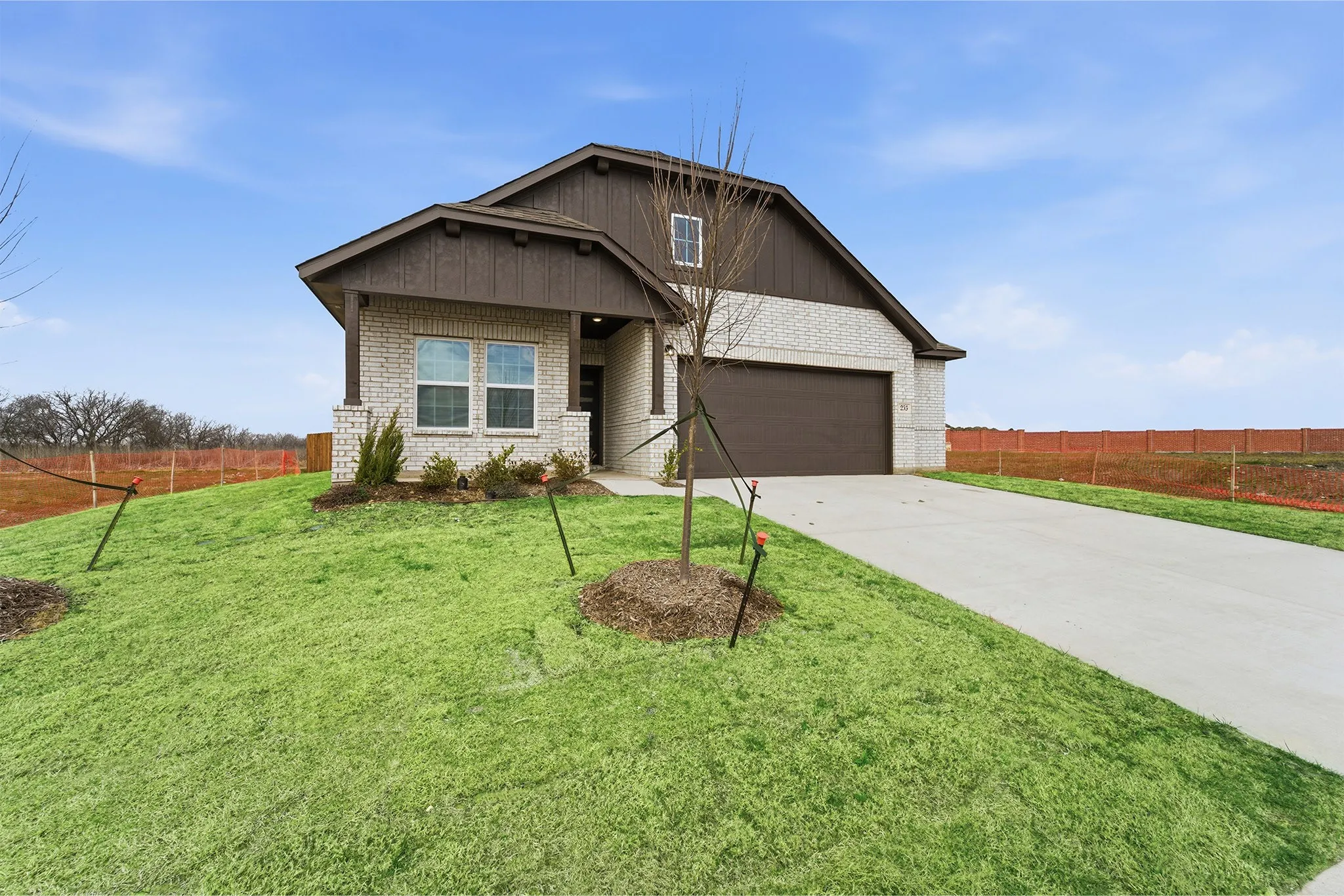 Single Family Residence For Sale in Ellis County , 253 Charismatic Road, Waxahachie, Texas 75165, 3 Bedroom, 2 Bathroom, 2 Garage spaces, 1,915 Sqft, built in 2025, New Construction - Incomplete, mls#21098384, Real Estate Agent in Waxahachie, Homes For Sale in Ellis county, Homes For Sale in Waxahachie, Realtor in Waxahachie Texas, Real Estate Brokerage Independent Realty Texas, Luminita Cordes Realtor