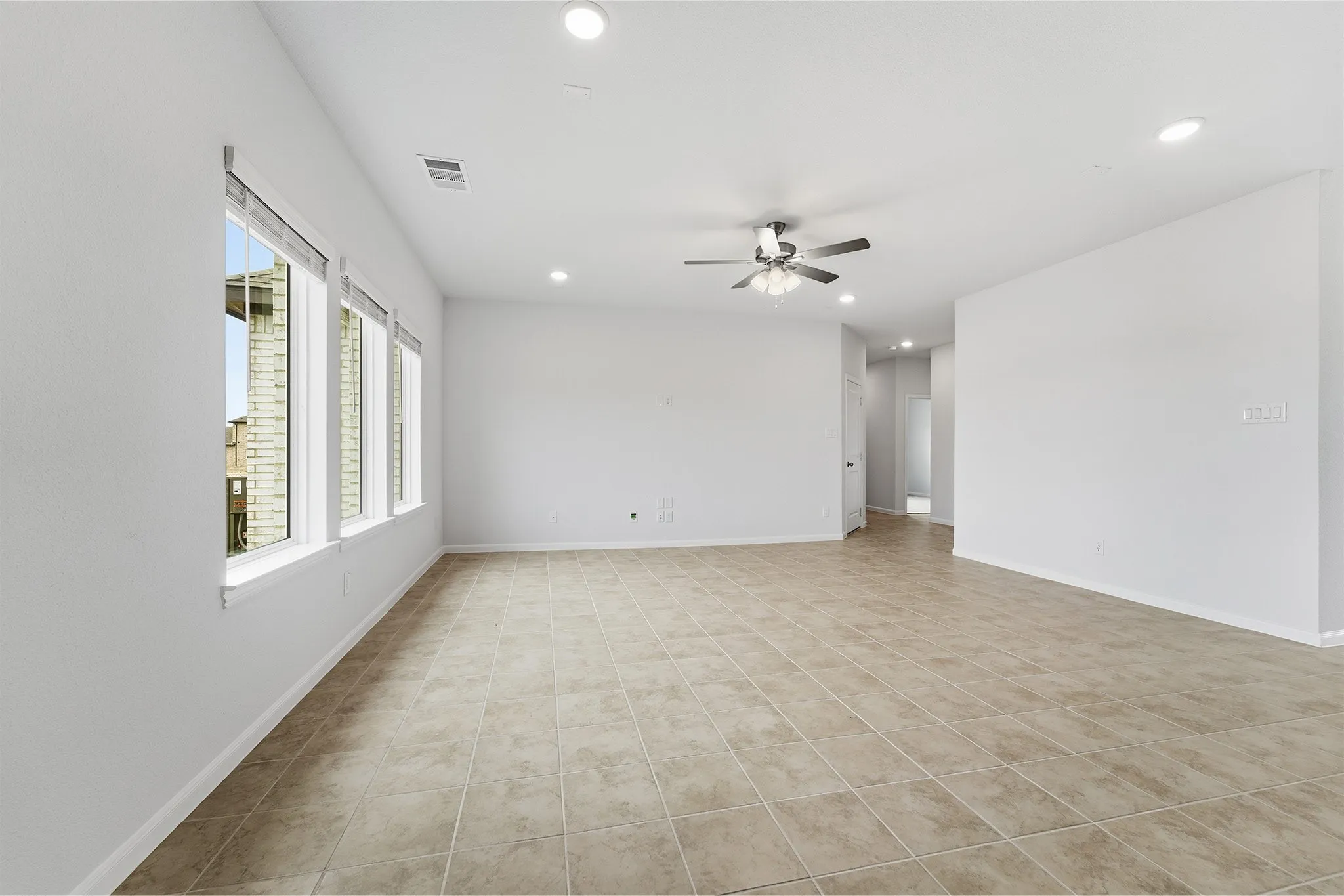Single Family Residence For Sale in Ellis County , 253 Charismatic Road, Waxahachie, Texas 75165, 3 Bedroom, 2 Bathroom, 2 Garage spaces, 1,915 Sqft, built in 2025, New Construction - Incomplete, mls#21098384, Real Estate Agent in Waxahachie, Homes For Sale in Ellis county, Homes For Sale in Waxahachie, Realtor in Waxahachie Texas, Real Estate Brokerage Independent Realty Texas, Luminita Cordes Realtor