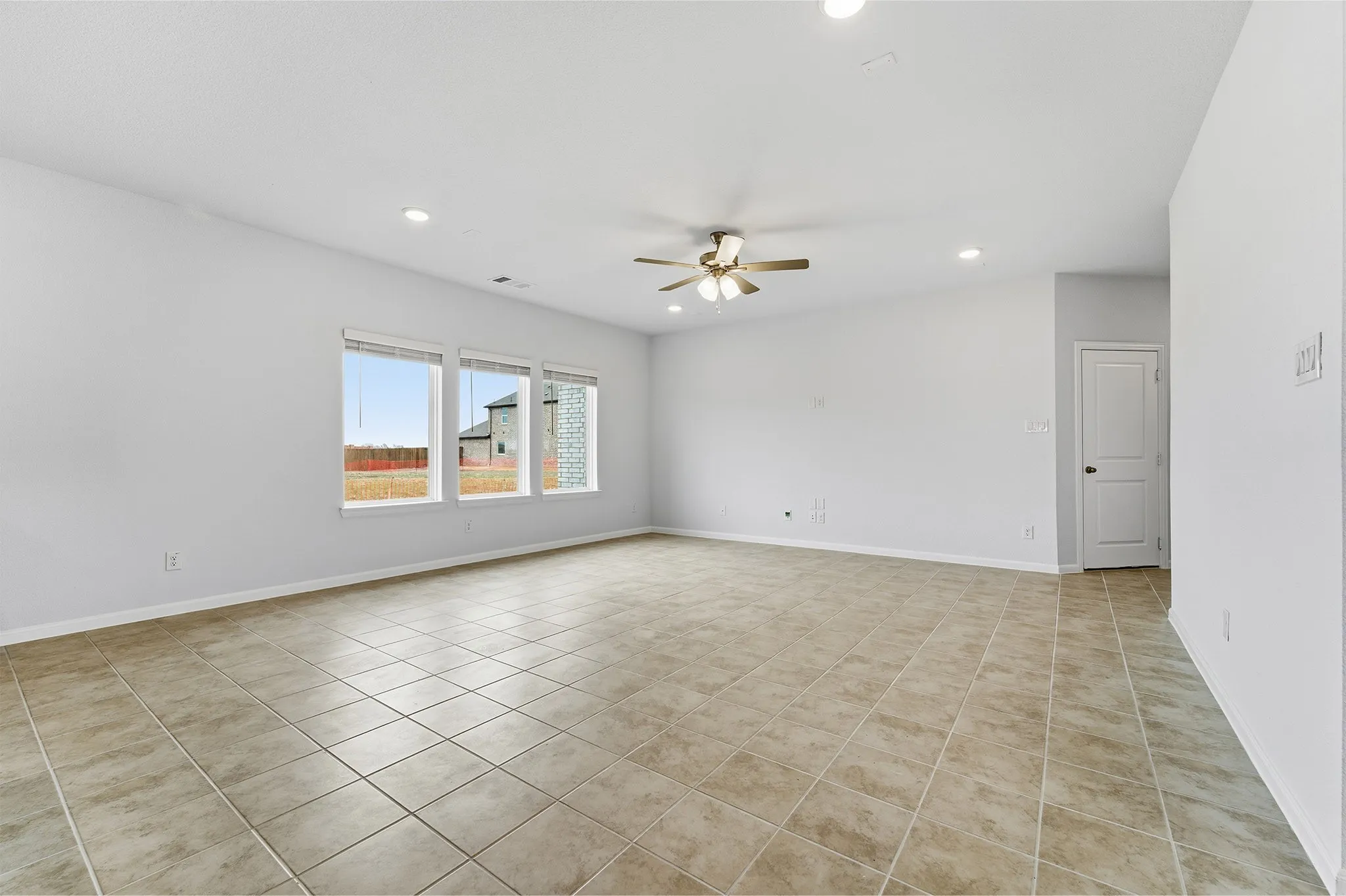 Single Family Residence For Sale in Ellis County , 253 Charismatic Road, Waxahachie, Texas 75165, 3 Bedroom, 2 Bathroom, 2 Garage spaces, 1,915 Sqft, built in 2025, New Construction - Incomplete, mls#21098384, Real Estate Agent in Waxahachie, Homes For Sale in Ellis county, Homes For Sale in Waxahachie, Realtor in Waxahachie Texas, Real Estate Brokerage Independent Realty Texas, Luminita Cordes Realtor