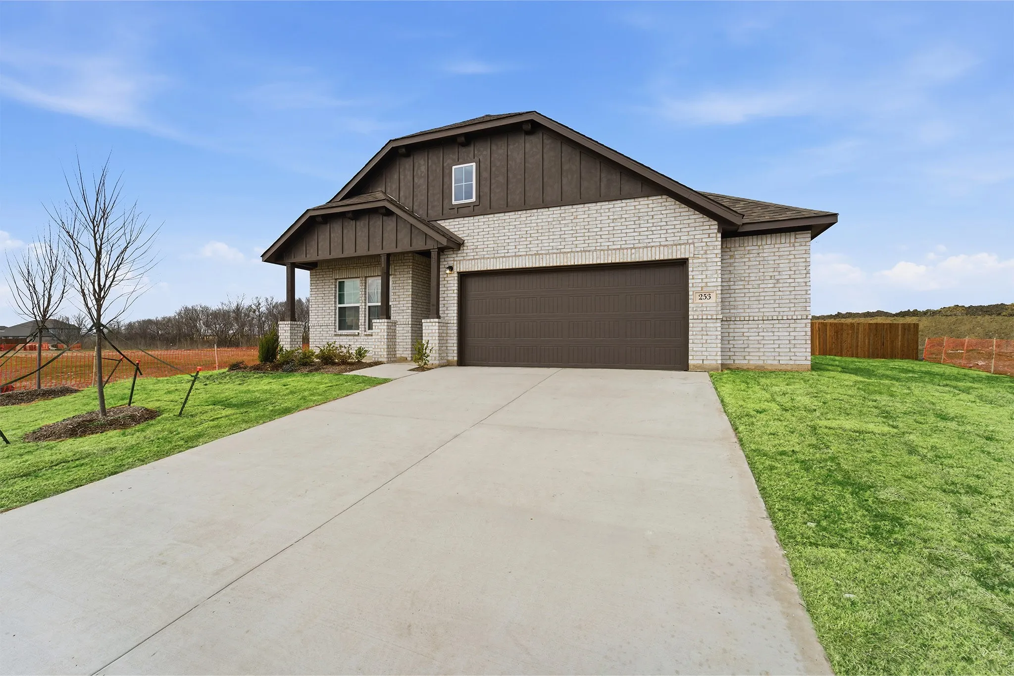 Single Family Residence For Sale in Ellis County , 253 Charismatic Road, Waxahachie, Texas 75165, 3 Bedroom, 2 Bathroom, 2 Garage spaces, 1,915 Sqft, built in 2025, New Construction - Incomplete, mls#21098384, Real Estate Agent in Waxahachie, Homes For Sale in Ellis county, Homes For Sale in Waxahachie, Realtor in Waxahachie Texas, Real Estate Brokerage Independent Realty Texas, Luminita Cordes Realtor