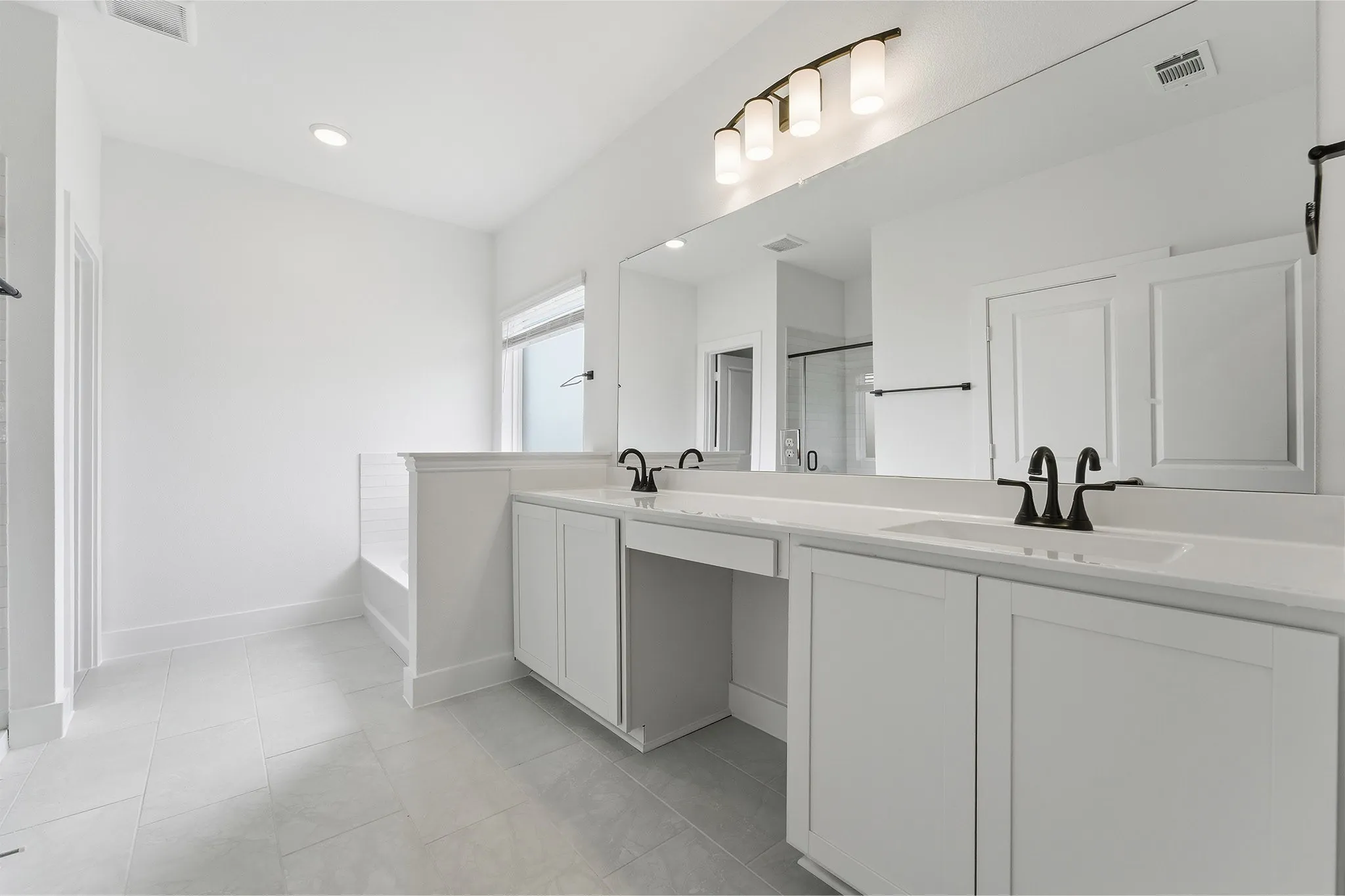 Single Family Residence For Sale in Ellis County , 225 Charismatic Road, Waxahachie, Texas 75165, 3 Bedroom, 2 Bathroom, 2 Garage spaces, 1,915 Sqft, built in 2025, New Construction - Complete, Price $405,091, mls#21098531, Real Estate Agent in Waxahachie, Homes For Sale in Ellis county, Homes For Sale in Waxahachie, Realtor in Waxahachie Texas, Real Estate Brokerage Independent Realty Texas, Luminita Cordes Realtor
