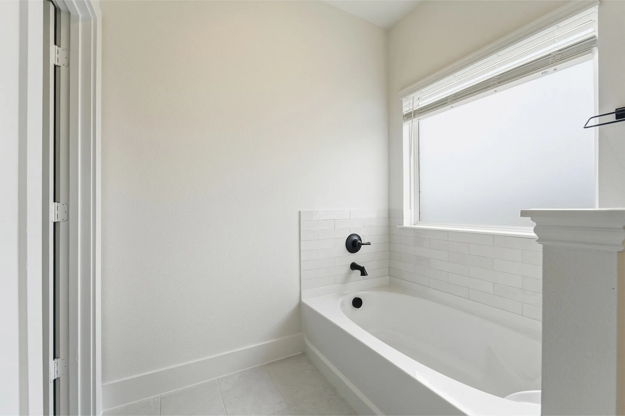 Single Family Residence For Sale in Ellis County , 225 Charismatic Road, Waxahachie, Texas 75165, 3 Bedroom, 2 Bathroom, 2 Garage spaces, 1,915 Sqft, built in 2025, New Construction - Complete, Price $405,091, mls#21098531, Real Estate Agent in Waxahachie, Homes For Sale in Ellis county, Homes For Sale in Waxahachie, Realtor in Waxahachie Texas, Real Estate Brokerage Independent Realty Texas, Luminita Cordes Realtor