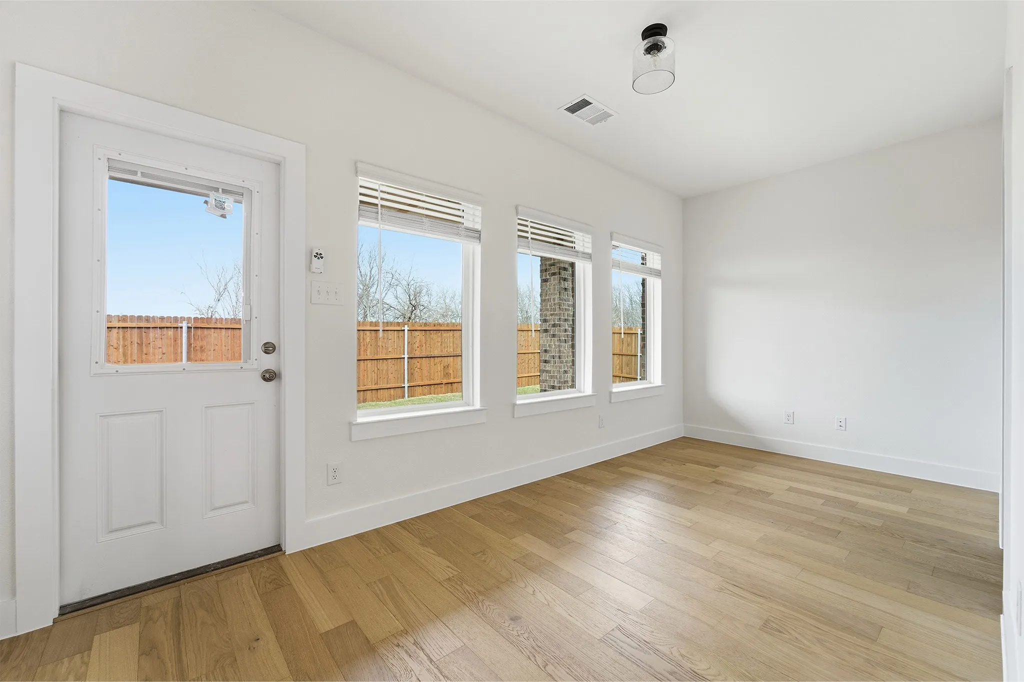Single Family Residence For Sale in Ellis County , 225 Charismatic Road, Waxahachie, Texas 75165, 3 Bedroom, 2 Bathroom, 2 Garage spaces, 1,915 Sqft, built in 2025, New Construction - Complete, Price $405,091, mls#21098531, Real Estate Agent in Waxahachie, Homes For Sale in Ellis county, Homes For Sale in Waxahachie, Realtor in Waxahachie Texas, Real Estate Brokerage Independent Realty Texas, Luminita Cordes Realtor