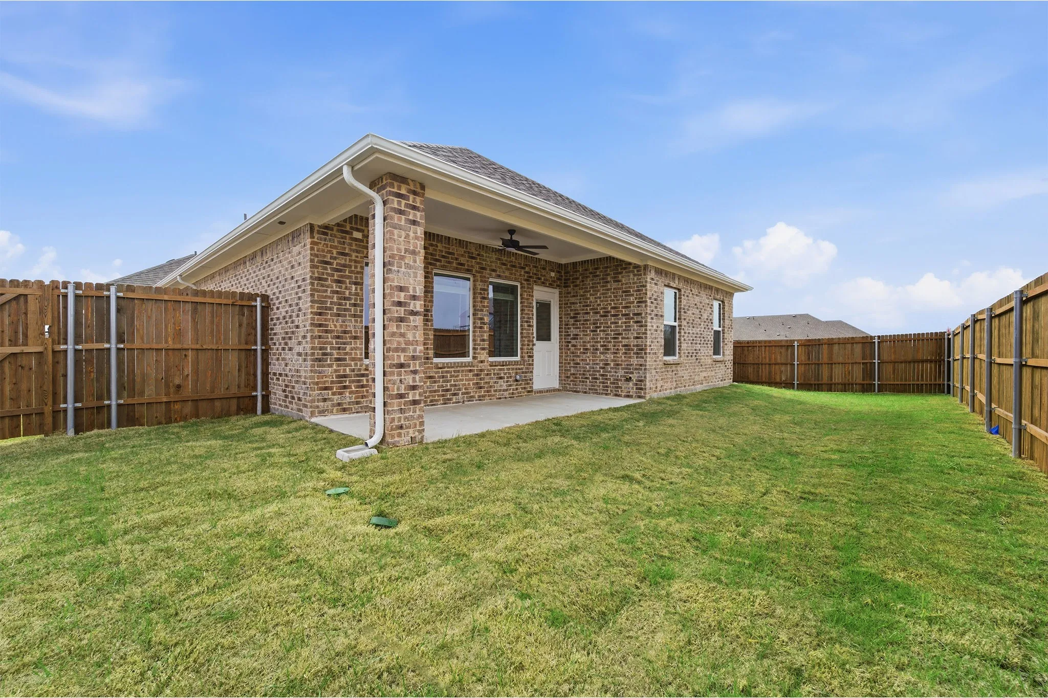 Single Family Residence For Sale in Ellis County , 225 Charismatic Road, Waxahachie, Texas 75165, 3 Bedroom, 2 Bathroom, 2 Garage spaces, 1,915 Sqft, built in 2025, New Construction - Complete, Price $405,091, mls#21098531, Real Estate Agent in Waxahachie, Homes For Sale in Ellis county, Homes For Sale in Waxahachie, Realtor in Waxahachie Texas, Real Estate Brokerage Independent Realty Texas, Luminita Cordes Realtor