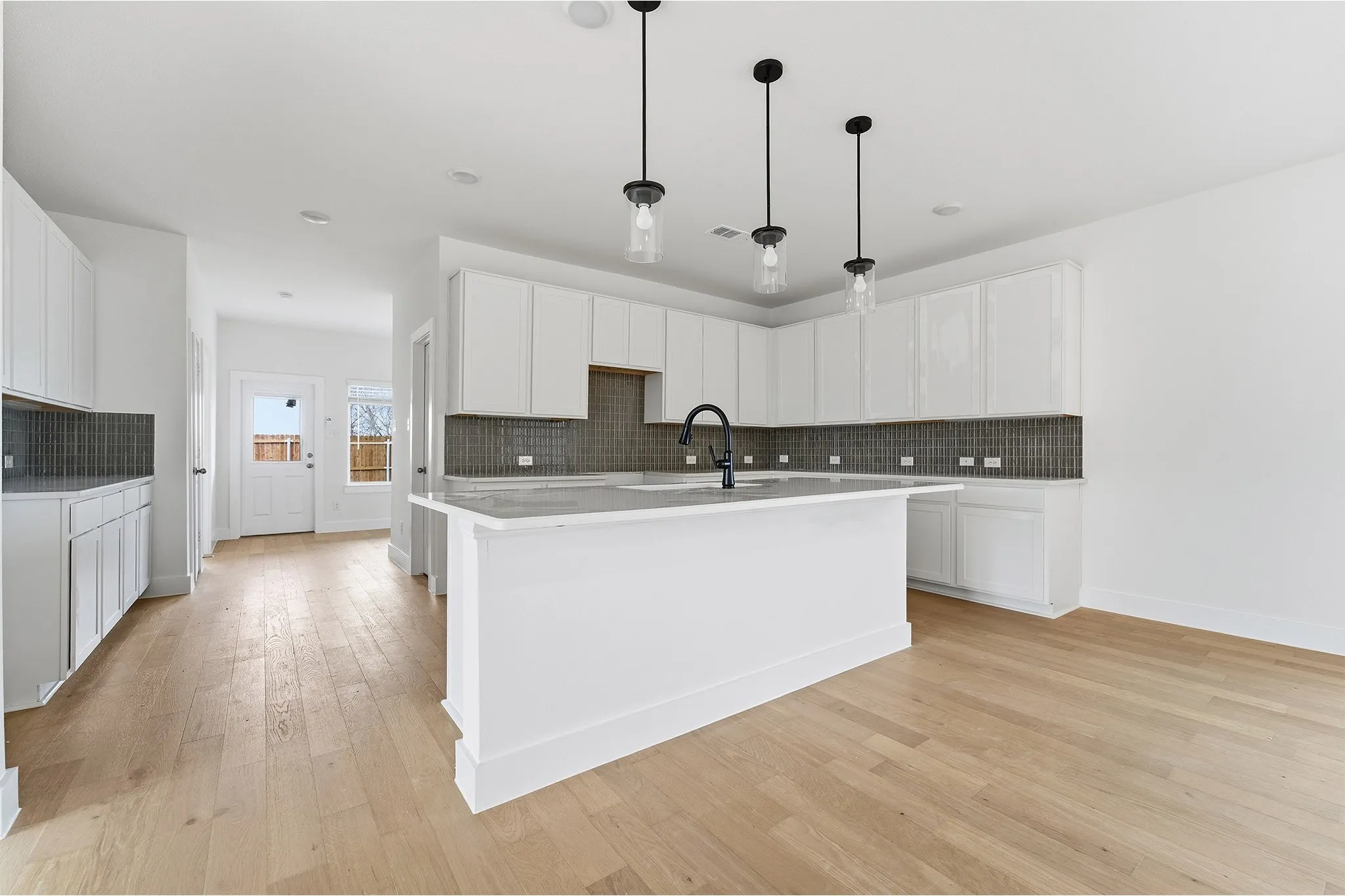 Single Family Residence For Sale in Ellis County , 225 Charismatic Road, Waxahachie, Texas 75165, 3 Bedroom, 2 Bathroom, 2 Garage spaces, 1,915 Sqft, built in 2025, New Construction - Complete, Price $405,091, mls#21098531, Real Estate Agent in Waxahachie, Homes For Sale in Ellis county, Homes For Sale in Waxahachie, Realtor in Waxahachie Texas, Real Estate Brokerage Independent Realty Texas, Luminita Cordes Realtor