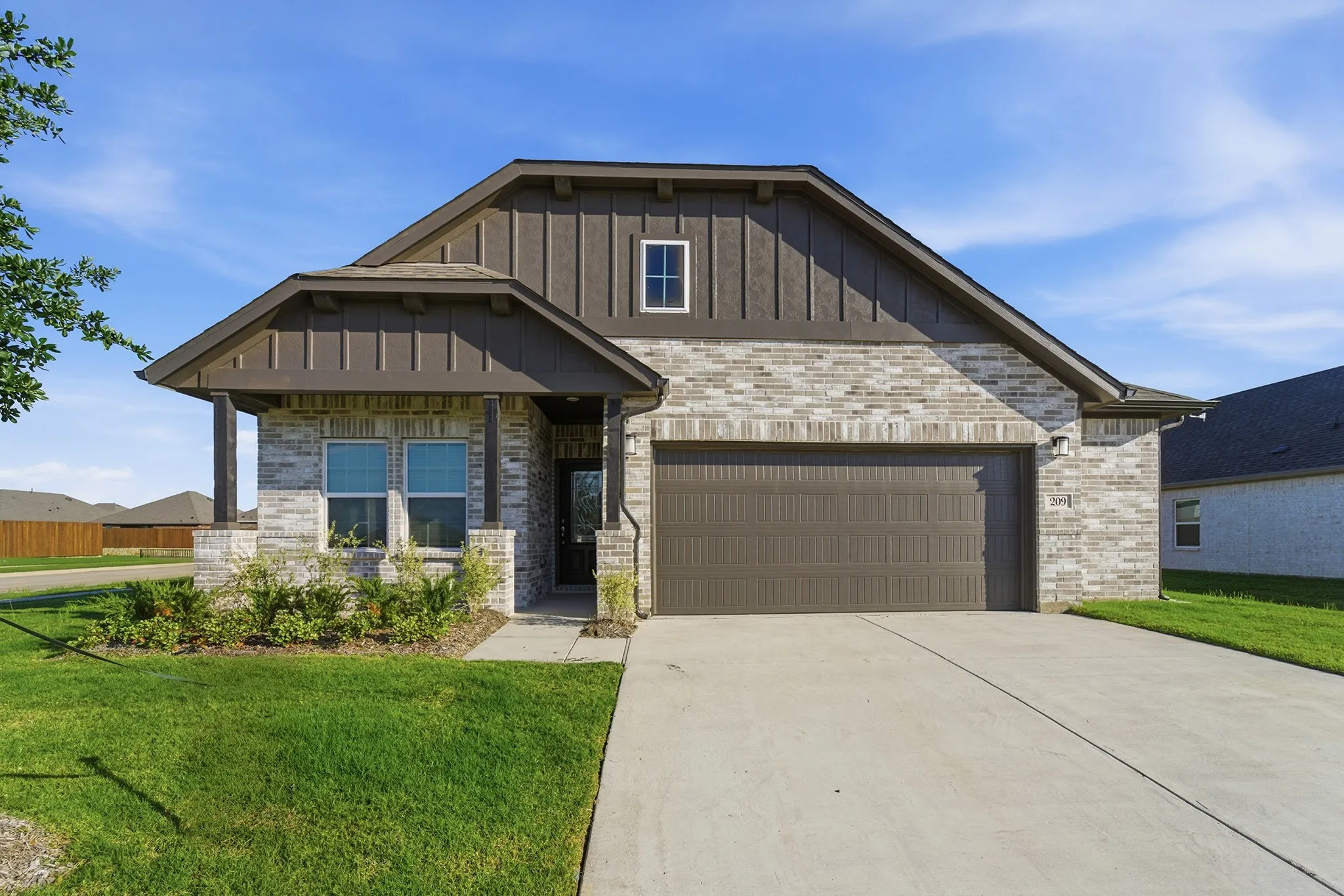 Single Family Residence For Sale in Ellis County , 209 Charismatic Road, Waxahachie, Texas 75165, 3 Bedroom, 2 Bathroom, 2 Garage spaces, 1,915 Sqft, built in 2025, New Construction - Complete, mls#21098409, Real Estate Agent in Waxahachie, Homes For Sale in Ellis county, Homes For Sale in Waxahachie, Realtor in Waxahachie Texas, Real Estate Brokerage Independent Realty Texas, Luminita Cordes Realtor