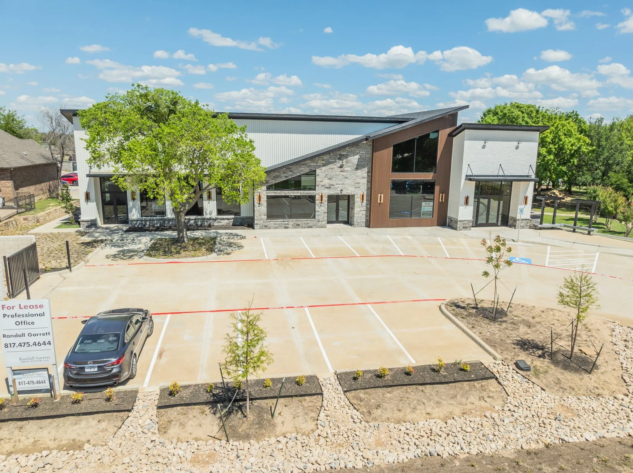 Office For Rent in Tarrant County , 120 N Mitchell Road, Mansfield, Texas 76063, 0, 0, Garage spaces, 0 Sqft, built in 2023, New Construction - Incomplete, mls#21083299, Real Estate Agent in Mansfield, Homes For Rent in Tarrant county, Homes For Rent in Mansfield, Realtor in Mansfield Texas, Real Estate Brokerage Independent Realty Texas, Luminita Cordes Realtor