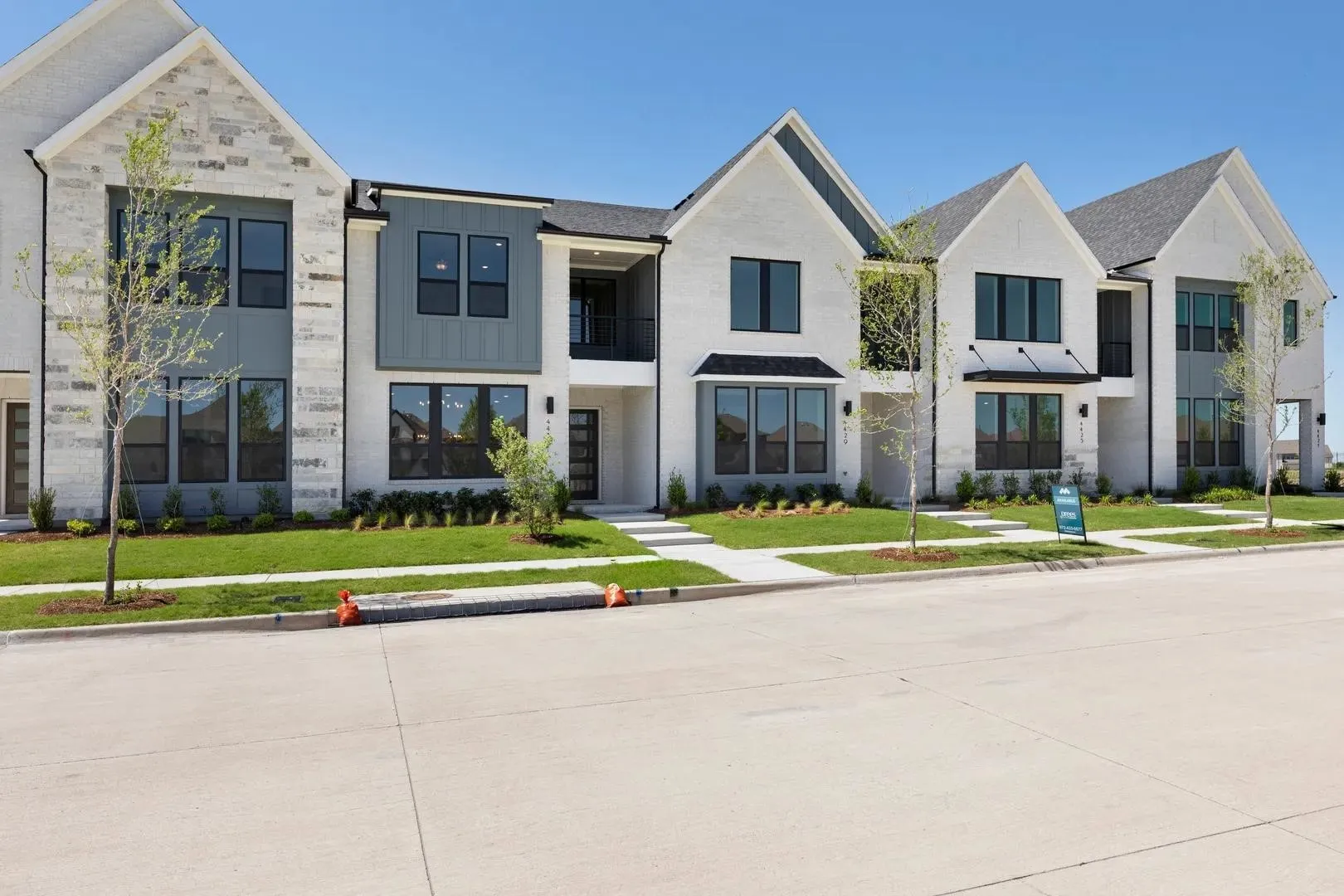 Townhouse For Sale in Collin County , 4433 Flowerpot Drive, Celina, Texas 75078, 3 Bedrooms, 3 Bathrooms, 2 Garage spaces, 2,055 Sqft, built in 2025, New Construction - Complete, Price $434,990, mls#21099364, Real Estate Agent in Celina, Homes For Sale in Collin county, Homes For Sale in Celina, Realtor in Celina Texas, Real Estate Brokerage Independent Realty Texas, Luminita Cordes Realtor