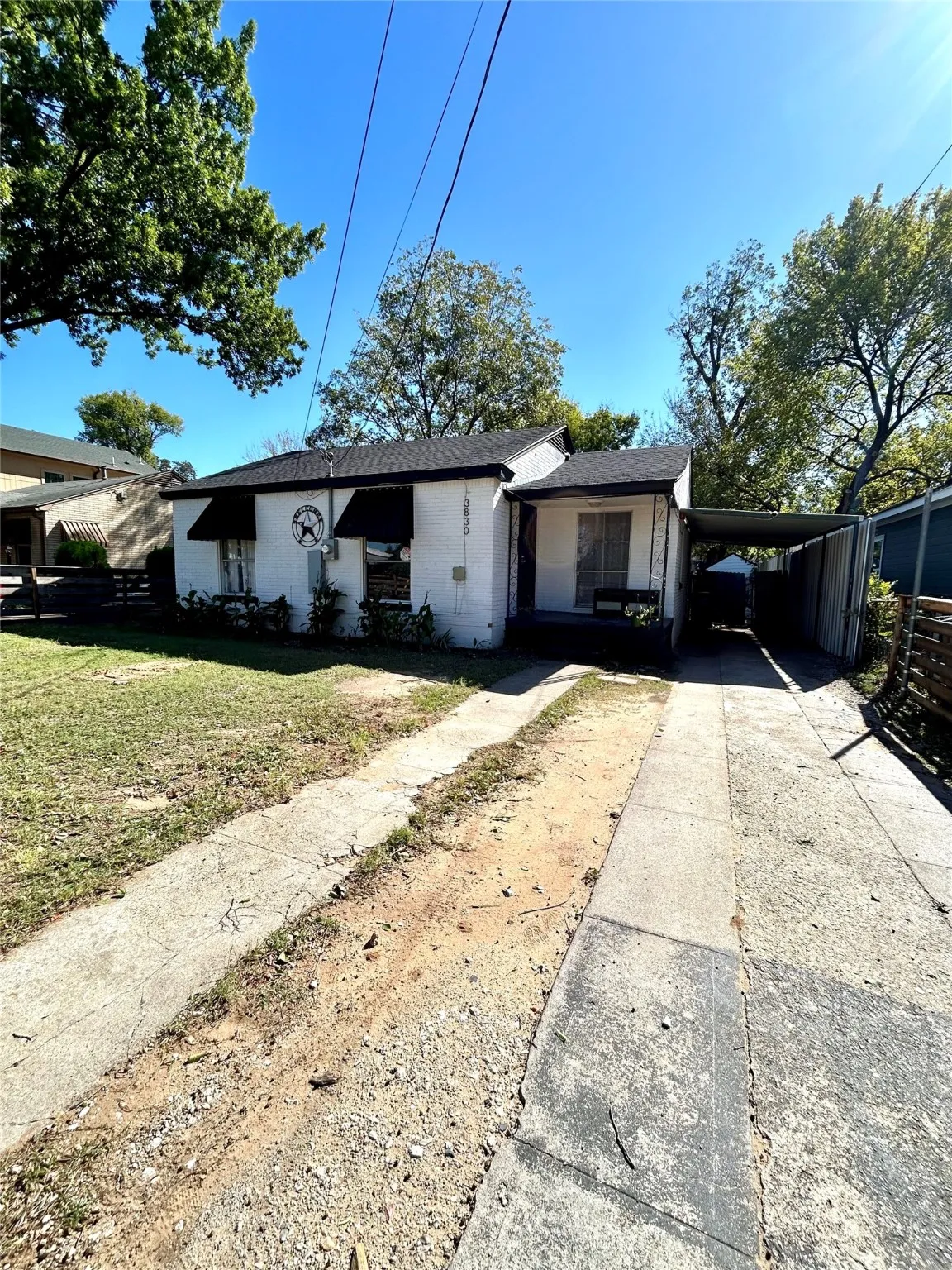 Single Family Residence For Sale in Dallas County , 3830 York Street, Dallas, Texas 75210, 3 Bedroom, 2 Bathroom, Garage spaces, 1,006 Sqft, built in 1947, Unknown, mls#21093258, Real Estate Agent in Dallas, Homes For Sale in Dallas county, Homes For Sale in Dallas, Realtor in Dallas Texas, Real Estate Brokerage Independent Realty Texas, Luminita Cordes Realtor