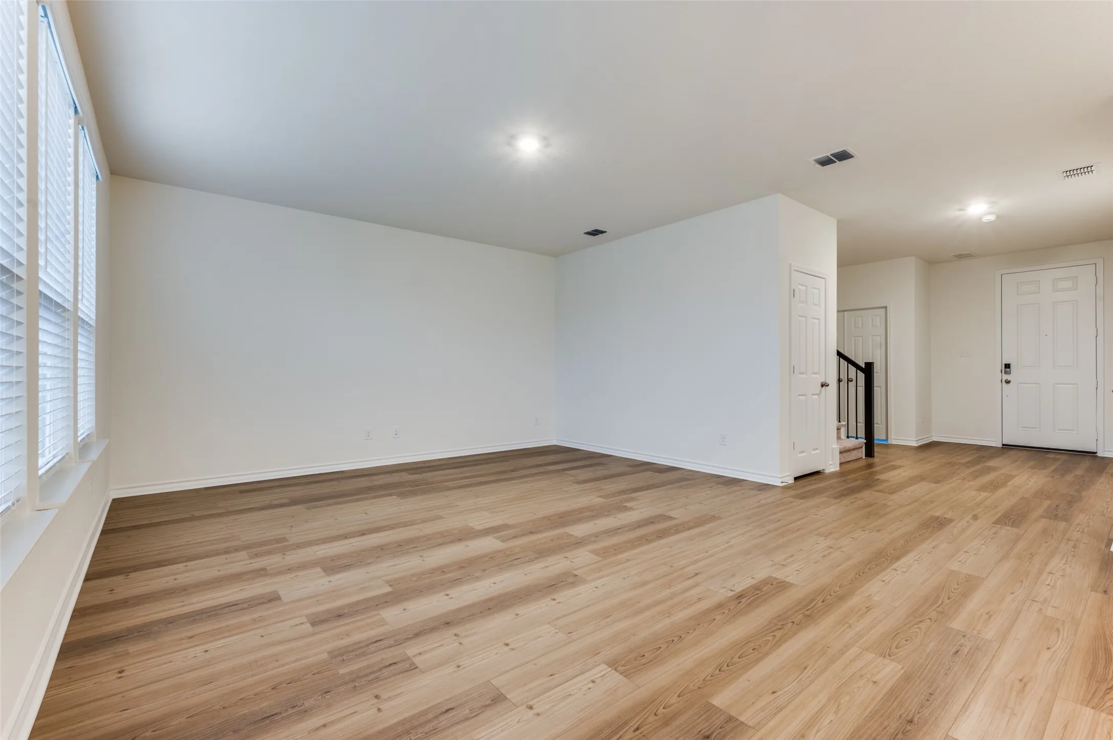 Single Family Residence For Sale in Denton County , 2704 Goldfinch Drive, Denton, Texas 76205, 3 Bedroom, 3 Bathroom, 2 Garage spaces, 2,444 Sqft, built in 2025, New Construction - Complete, mls#21100083, Real Estate Agent in Denton, Homes For Sale in Denton county, Homes For Sale in Denton, Realtor in Denton Texas, Real Estate Brokerage Independent Realty Texas, Luminita Cordes Realtor