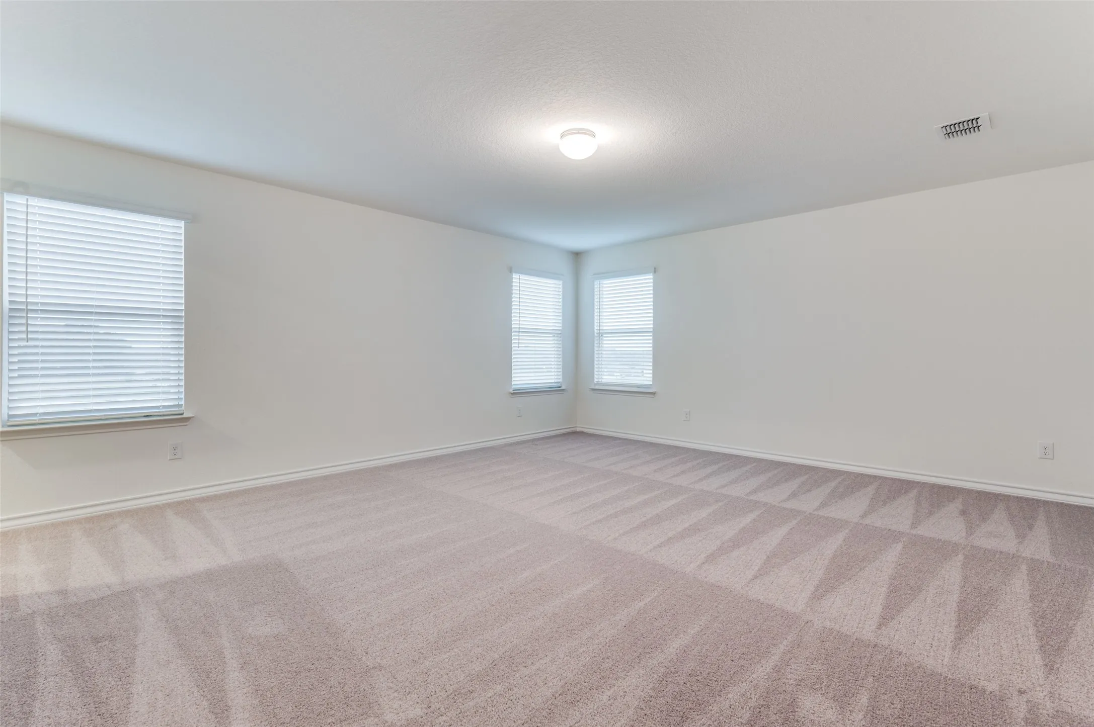 Single Family Residence For Sale in Denton County , 2704 Goldfinch Drive, Denton, Texas 76205, 3 Bedroom, 3 Bathroom, 2 Garage spaces, 2,444 Sqft, built in 2025, New Construction - Complete, mls#21100083, Real Estate Agent in Denton, Homes For Sale in Denton county, Homes For Sale in Denton, Realtor in Denton Texas, Real Estate Brokerage Independent Realty Texas, Luminita Cordes Realtor