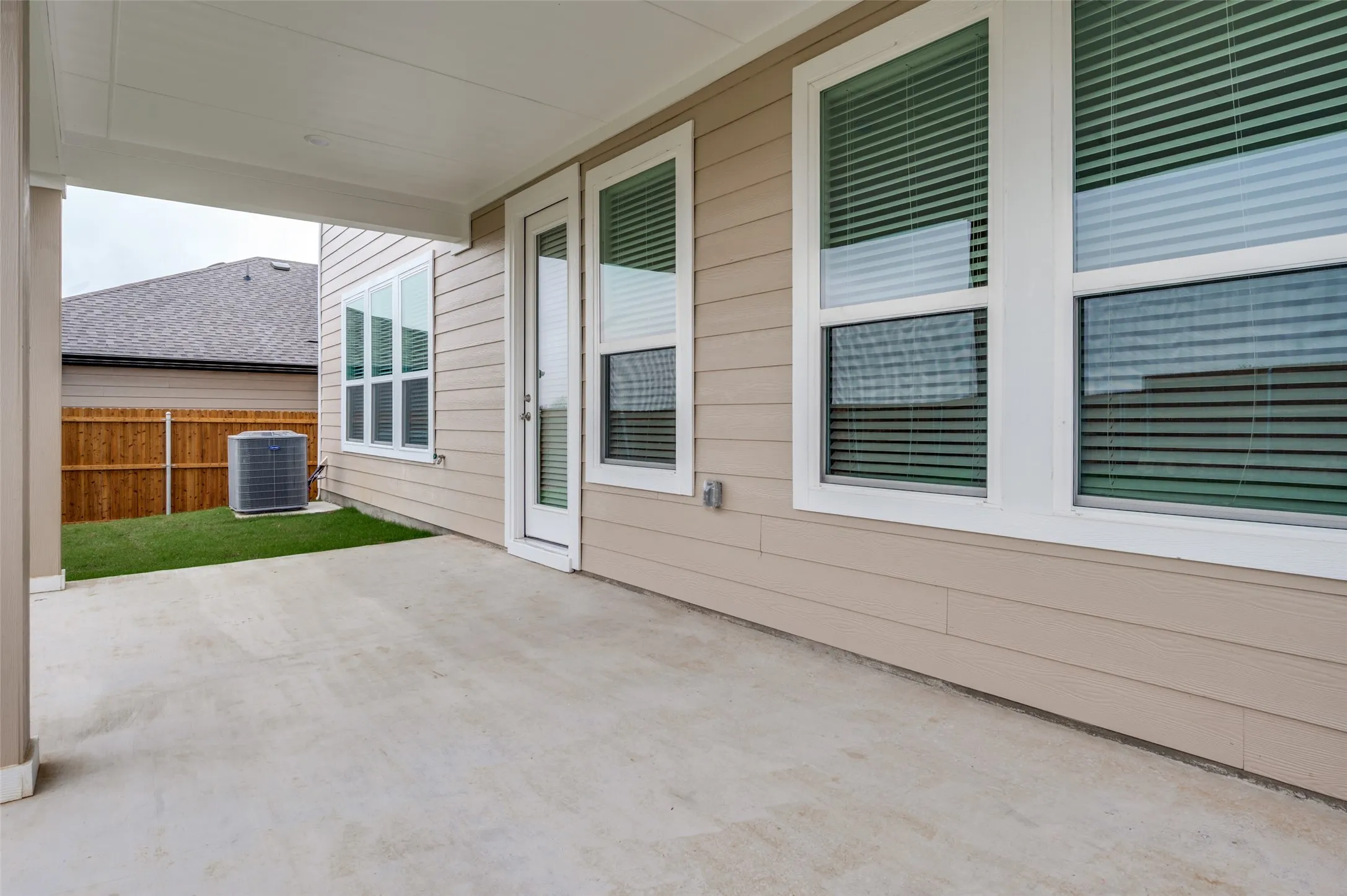Single Family Residence For Sale in Denton County , 2704 Goldfinch Drive, Denton, Texas 76205, 3 Bedroom, 3 Bathroom, 2 Garage spaces, 2,444 Sqft, built in 2025, New Construction - Complete, mls#21100083, Real Estate Agent in Denton, Homes For Sale in Denton county, Homes For Sale in Denton, Realtor in Denton Texas, Real Estate Brokerage Independent Realty Texas, Luminita Cordes Realtor