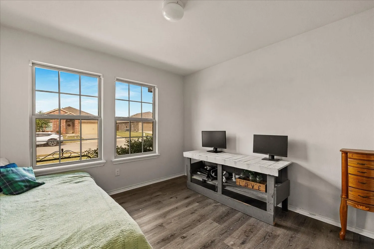 Single Family Residence For Sale in Collin County , 400 Shiplap Lane, Josephine, Texas 75189, 5 Bedroom, 2 Bathroom, 2 Garage spaces, 2,047 Sqft, built in 2018, mls#21100650, Real Estate Agent in Josephine, Homes For Sale in Collin county, Homes For Sale in Josephine, Realtor in Josephine Texas, Real Estate Brokerage Independent Realty Texas, Luminita Cordes Realtor