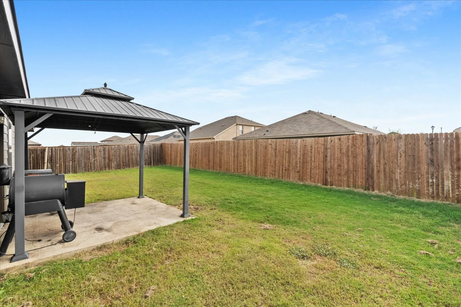 Single Family Residence For Sale in Collin County , 400 Shiplap Lane, Josephine, Texas 75189, 5 Bedroom, 2 Bathroom, 2 Garage spaces, 2,047 Sqft, built in 2018, mls#21100650, Real Estate Agent in Josephine, Homes For Sale in Collin county, Homes For Sale in Josephine, Realtor in Josephine Texas, Real Estate Brokerage Independent Realty Texas, Luminita Cordes Realtor