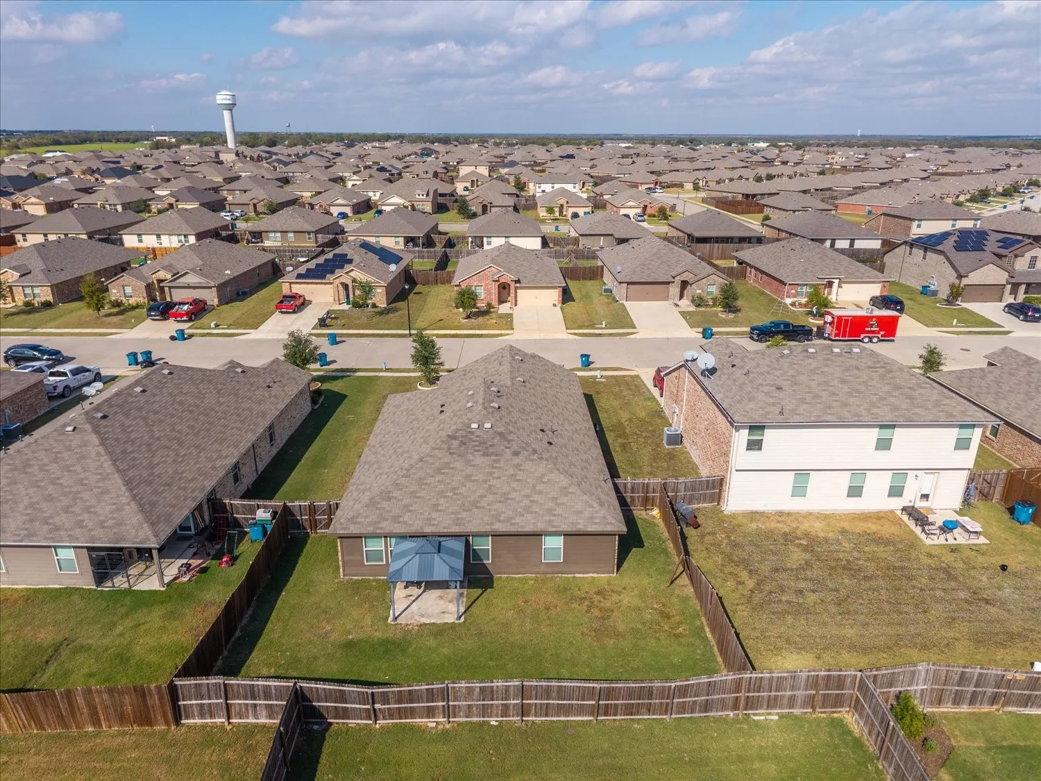 Single Family Residence For Sale in Collin County , 400 Shiplap Lane, Josephine, Texas 75189, 5 Bedroom, 2 Bathroom, 2 Garage spaces, 2,047 Sqft, built in 2018, mls#21100650, Real Estate Agent in Josephine, Homes For Sale in Collin county, Homes For Sale in Josephine, Realtor in Josephine Texas, Real Estate Brokerage Independent Realty Texas, Luminita Cordes Realtor