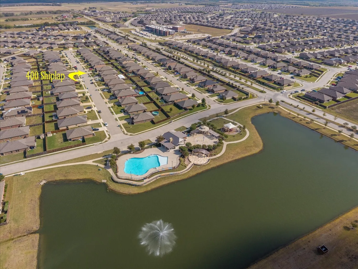 Single Family Residence For Sale in Collin County , 400 Shiplap Lane, Josephine, Texas 75189, 5 Bedroom, 2 Bathroom, 2 Garage spaces, 2,047 Sqft, built in 2018, mls#21100650, Real Estate Agent in Josephine, Homes For Sale in Collin county, Homes For Sale in Josephine, Realtor in Josephine Texas, Real Estate Brokerage Independent Realty Texas, Luminita Cordes Realtor
