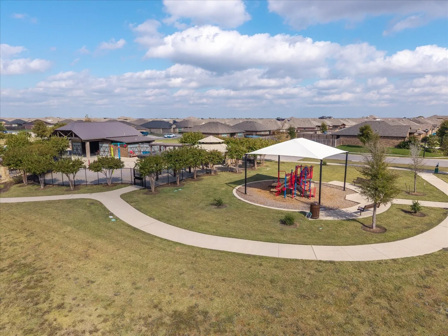 Single Family Residence For Sale in Collin County , 400 Shiplap Lane, Josephine, Texas 75189, 5 Bedroom, 2 Bathroom, 2 Garage spaces, 2,047 Sqft, built in 2018, mls#21100650, Real Estate Agent in Josephine, Homes For Sale in Collin county, Homes For Sale in Josephine, Realtor in Josephine Texas, Real Estate Brokerage Independent Realty Texas, Luminita Cordes Realtor