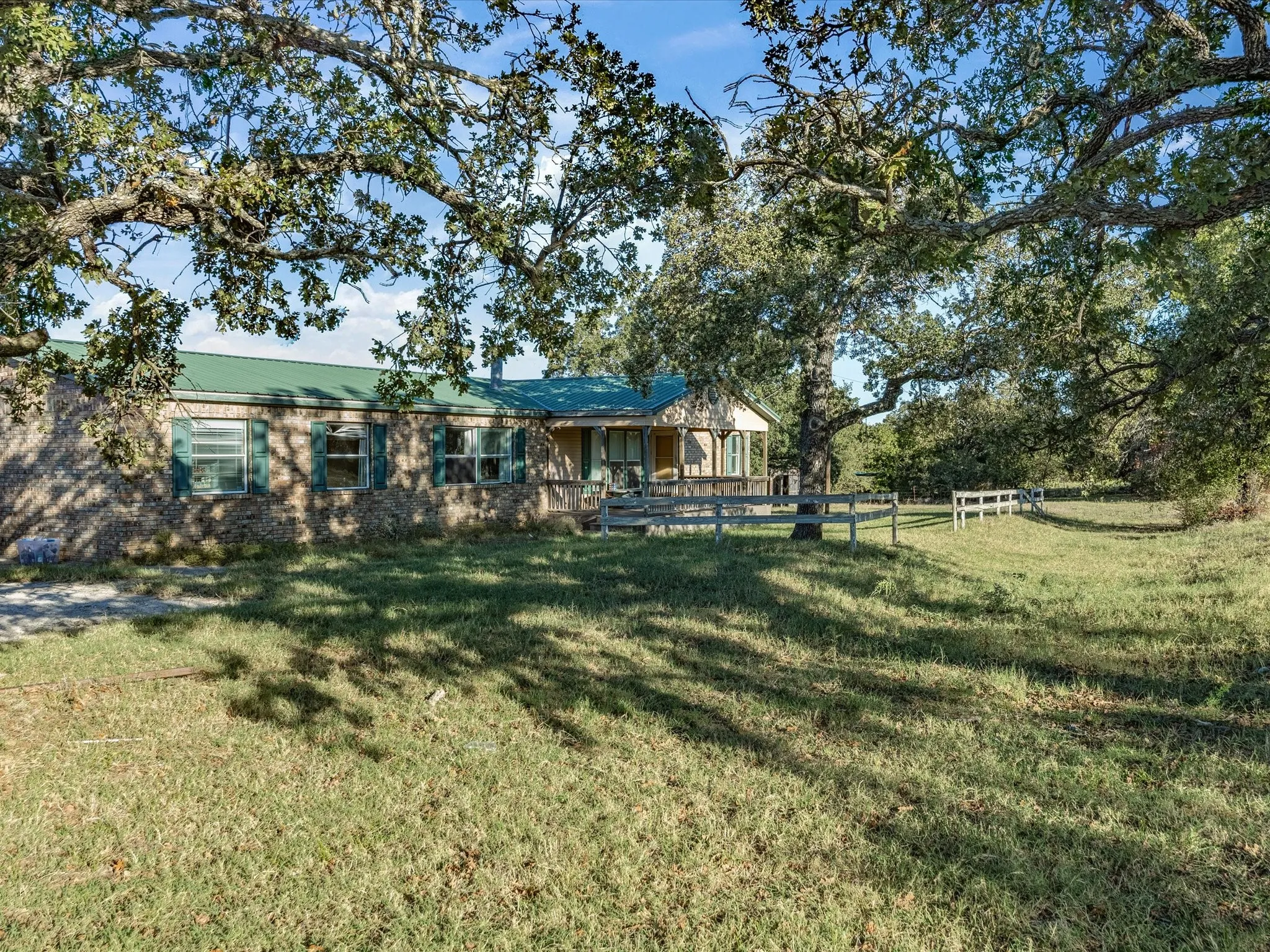 Farm For Sale in Montague County , 381 W Mccool Road, Nocona, Texas 76255, 4 Bedrooms, 3 Bathrooms, Garage spaces, 2,128 Sqft, built in 1997, Price $755,000, mls#21095723, Real Estate Agent in Nocona, Homes For Sale in Montague county, Homes For Sale in Nocona, Realtor in Nocona Texas, Real Estate Brokerage Independent Realty Texas, Luminita Cordes Realtor