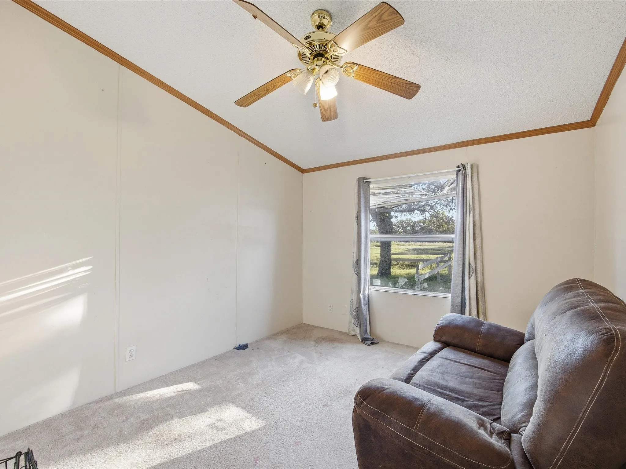 Farm For Sale in Montague County , 381 W Mccool Road, Nocona, Texas 76255, 4 Bedrooms, 3 Bathrooms, Garage spaces, 2,128 Sqft, built in 1997, Price $755,000, mls#21095723, Real Estate Agent in Nocona, Homes For Sale in Montague county, Homes For Sale in Nocona, Realtor in Nocona Texas, Real Estate Brokerage Independent Realty Texas, Luminita Cordes Realtor