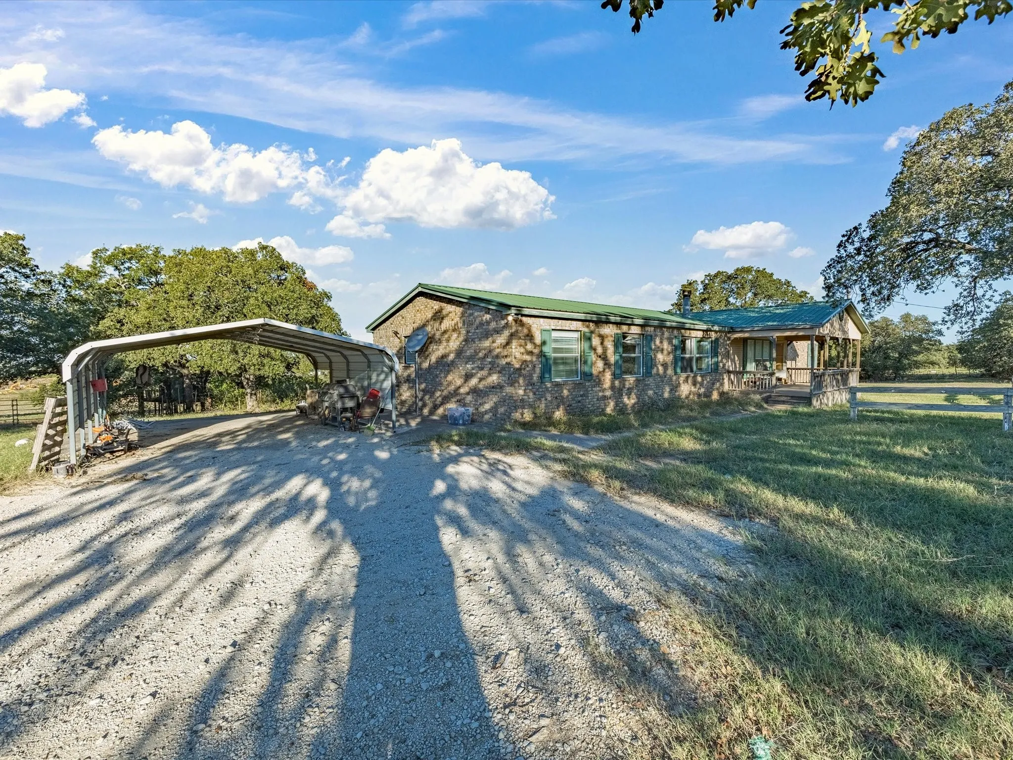 Farm For Sale in Montague County , 381 W Mccool Road, Nocona, Texas 76255, 4 Bedrooms, 3 Bathrooms, Garage spaces, 2,128 Sqft, built in 1997, Price $755,000, mls#21095723, Real Estate Agent in Nocona, Homes For Sale in Montague county, Homes For Sale in Nocona, Realtor in Nocona Texas, Real Estate Brokerage Independent Realty Texas, Luminita Cordes Realtor
