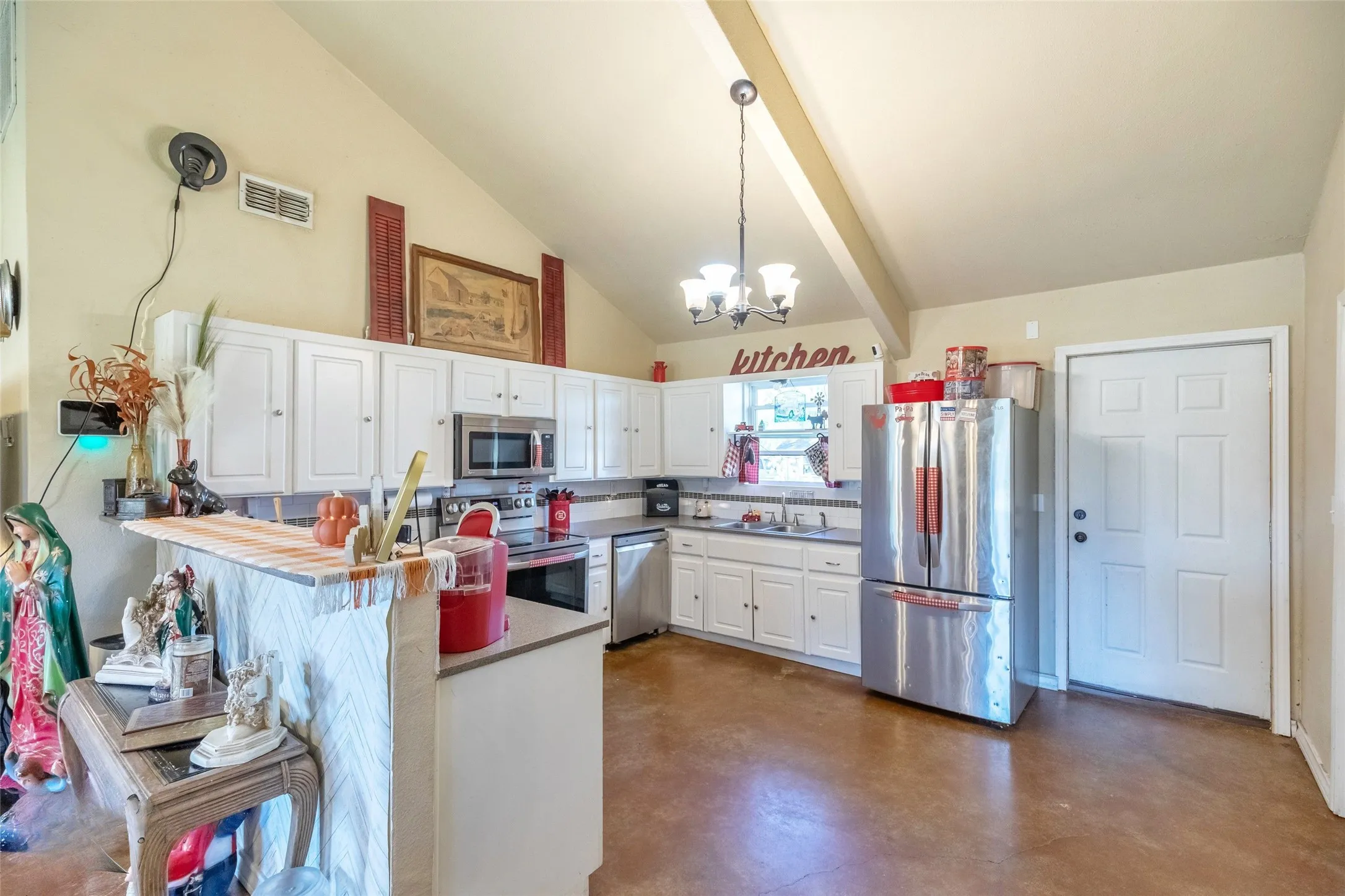 Single Family Residence For Sale in Jones County , 1502 Avenue N N, Anson, Texas 79501, 3 Bedroom, 2 Bathroom, Garage spaces, 1,305 Sqft, built in 2021, Preowned, mls#21101025, Real Estate Agent in Anson, Homes For Sale in Jones county, Homes For Sale in Anson, Realtor in Anson Texas, Real Estate Brokerage Independent Realty Texas, Luminita Cordes Realtor