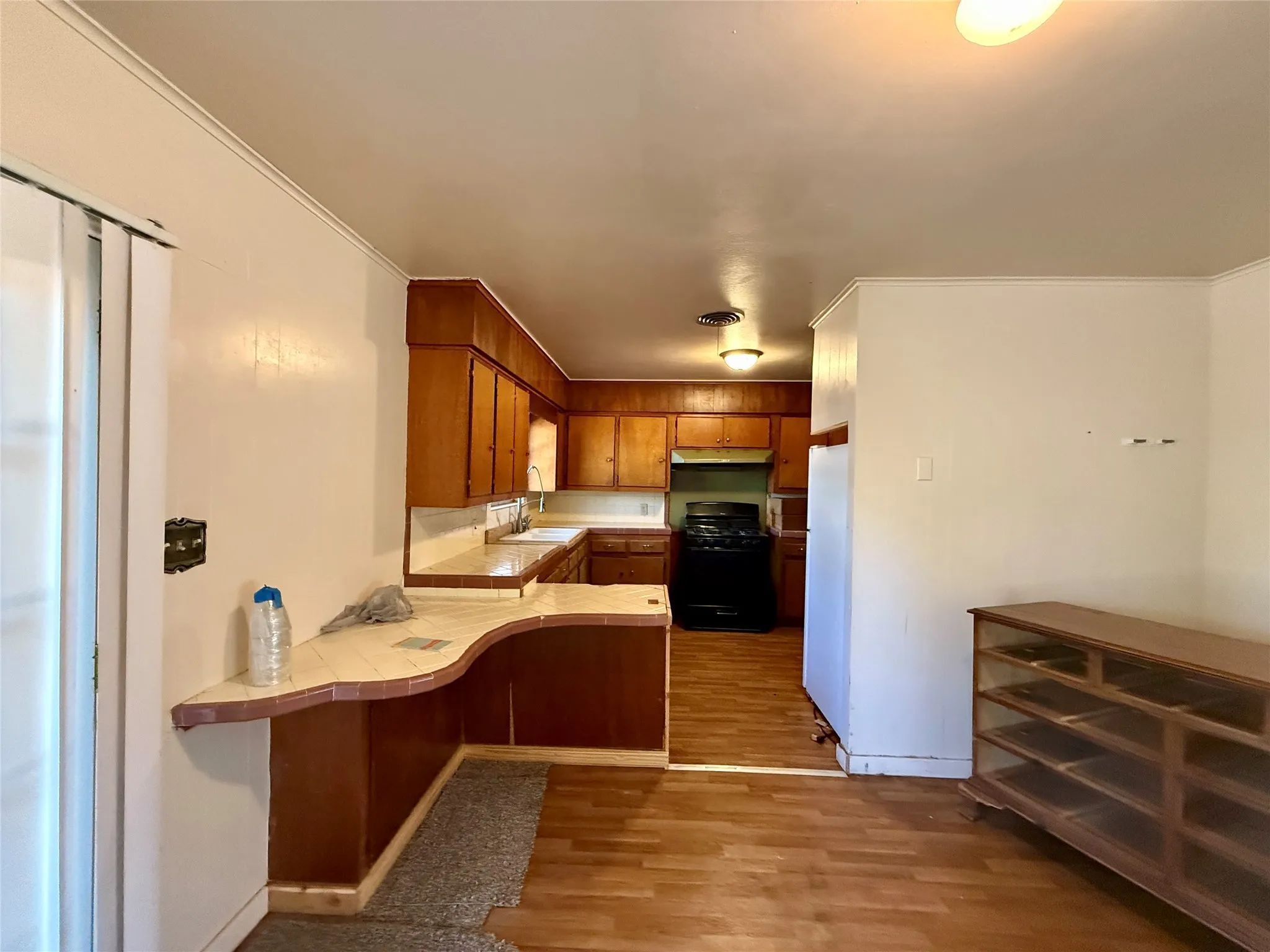 Single Family Residence For Sale in Hopkins County , 208 W Main Street, Cumby, Texas 75433, 3 Bedrooms, 1 Bathroom, 2 Garage spaces, 1,414 Sqft, built in 1973, Preowned, Price $115,000, mls#21066996, Real Estate Agent in Cumby, Homes For Sale in Hopkins county, Homes For Sale in Cumby, Realtor in Cumby Texas, Real Estate Brokerage Independent Realty Texas, Luminita Cordes Realtor