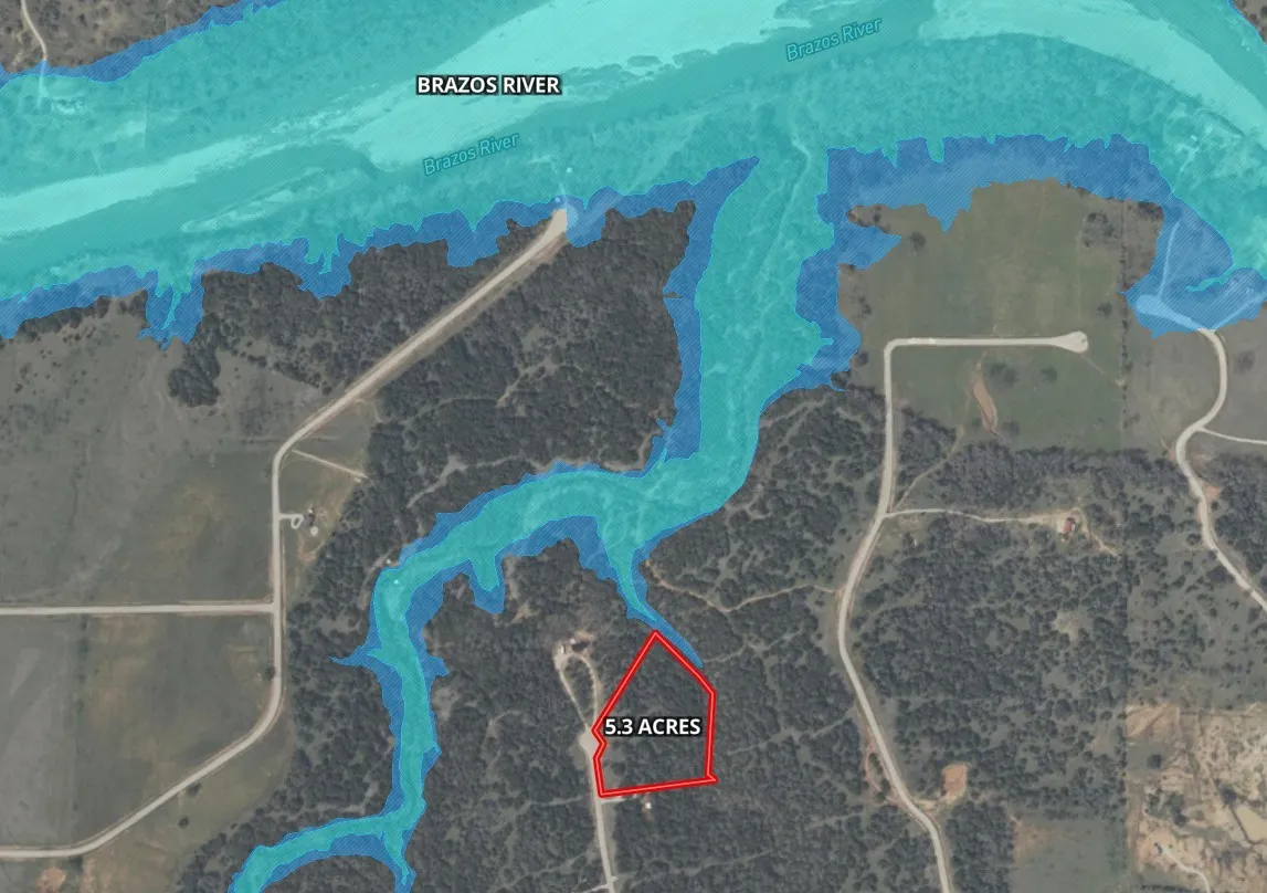 Additional map related to listing with property boundaries highlighted