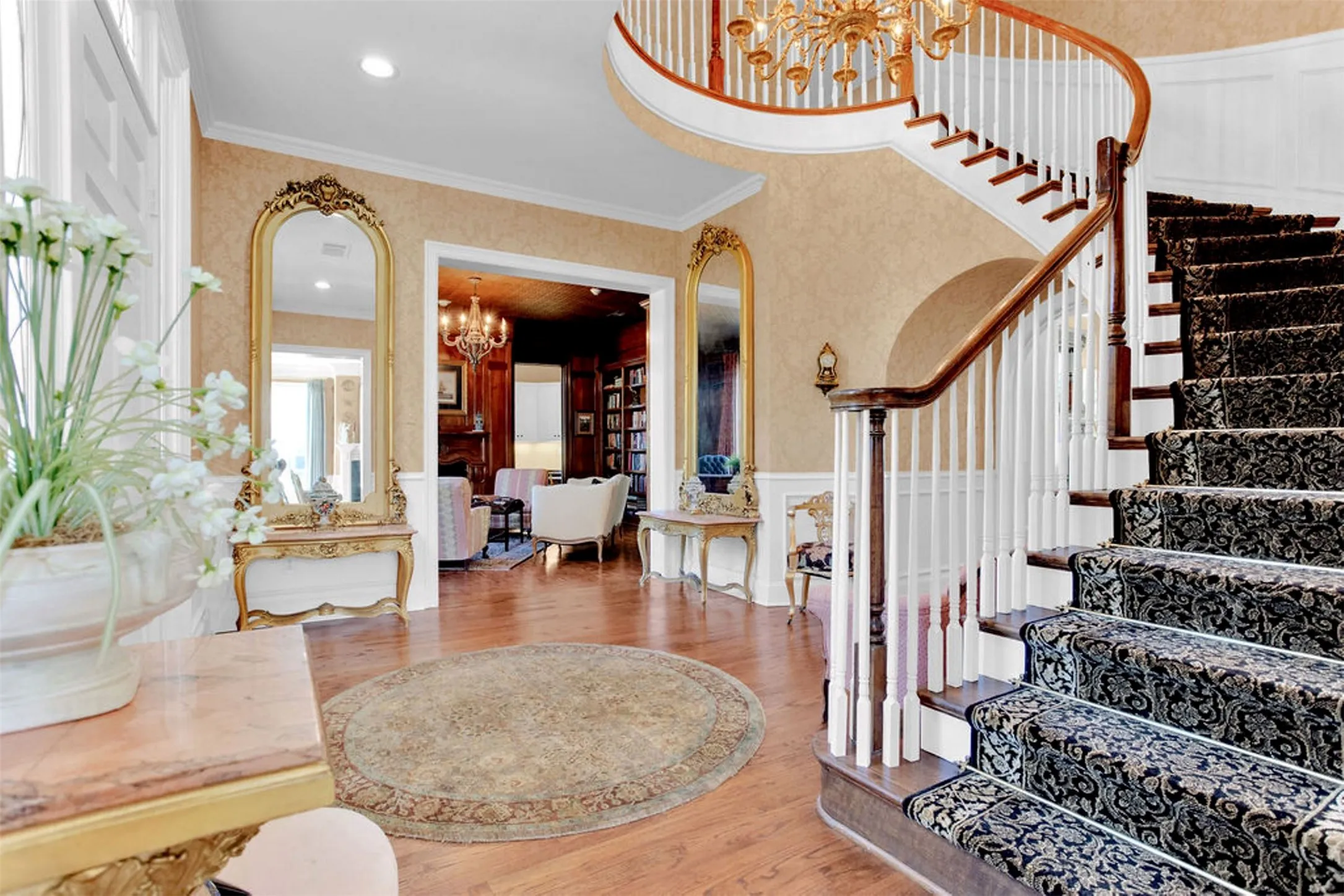 Single Family Residence For Sale in Anderson County , 408 E Jolly Street, Palestine, Texas 75801, 4 Bedroom, 6 Bathroom, 3 Garage spaces, 6,871 Sqft, built in 2000, Preowned, mls#21100444, Real Estate Agent in Palestine, Homes For Sale in Anderson county, Homes For Sale in Palestine, Realtor in Palestine Texas, Real Estate Brokerage Independent Realty Texas, Luminita Cordes Realtor