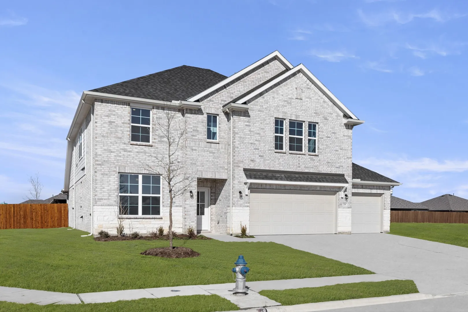 02. 214 Saddletree - Front (2)