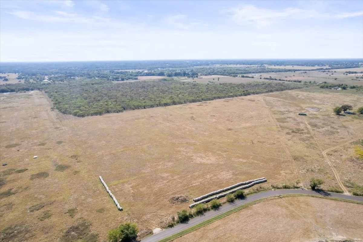 Unimproved Land For Sale in Kaufman County , 0 CO Rd 4042, Kemp, Texas 75143, 0, 0, Garage spaces, 0 Sqft, built in 0, Price $750,000, mls#21095344, Real Estate Agent in Kemp, Homes For Sale in Kaufman county, Homes For Sale in Kemp, Realtor in Kemp Texas, Real Estate Brokerage Independent Realty Texas, Luminita Cordes Realtor