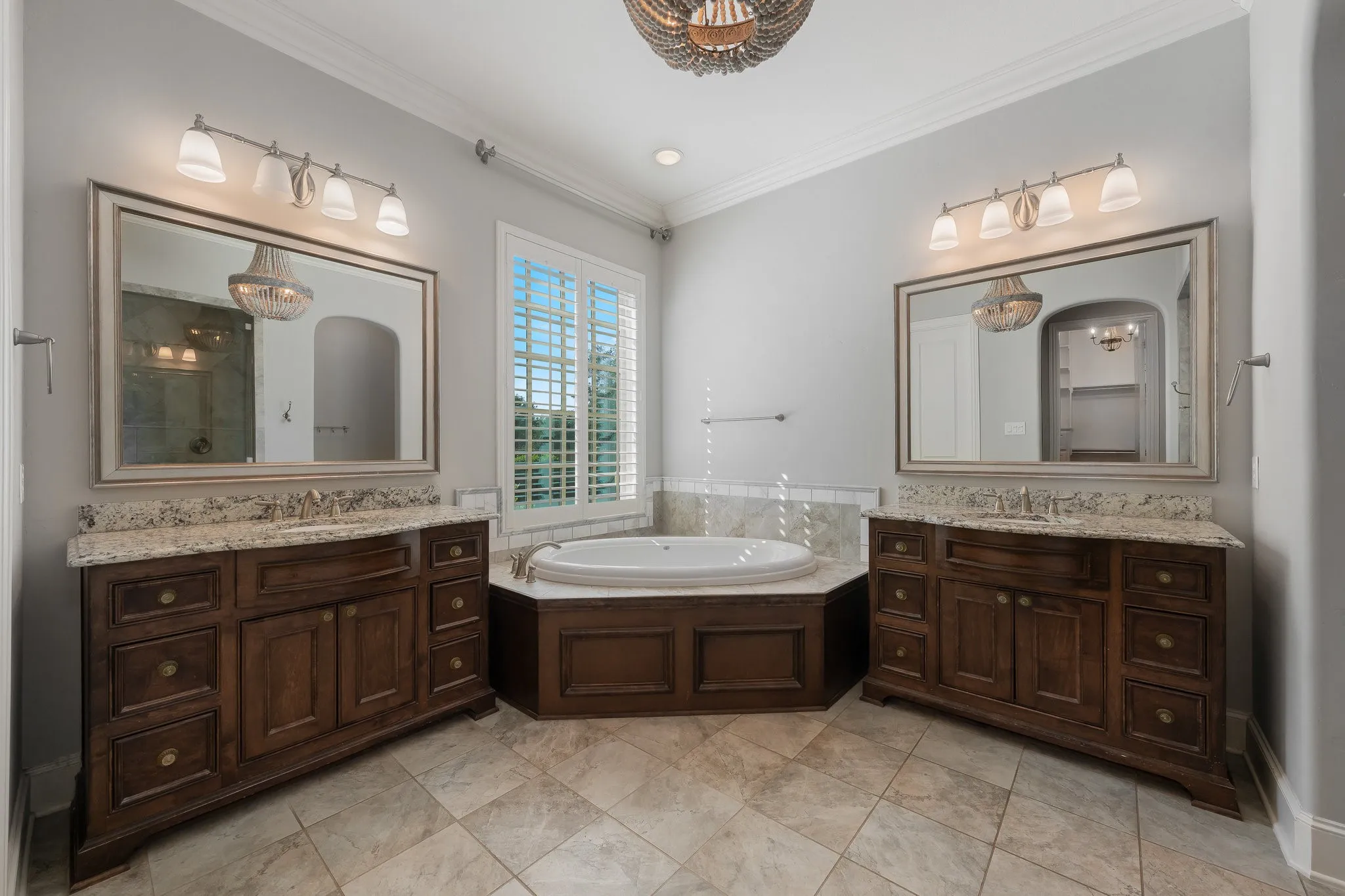 Single Family Residence For Sale in Denton County , 12669 Winding Hollow Lane, Frisco, Texas 75033, 5 Bedroom, 6 Bathroom, 3 Garage spaces, 5,522 Sqft, built in 2013, mls#21101684, Real Estate Agent in Frisco, Homes For Sale in Denton county, Homes For Sale in Frisco, Realtor in Frisco Texas, Real Estate Brokerage Independent Realty Texas, Luminita Cordes Realtor