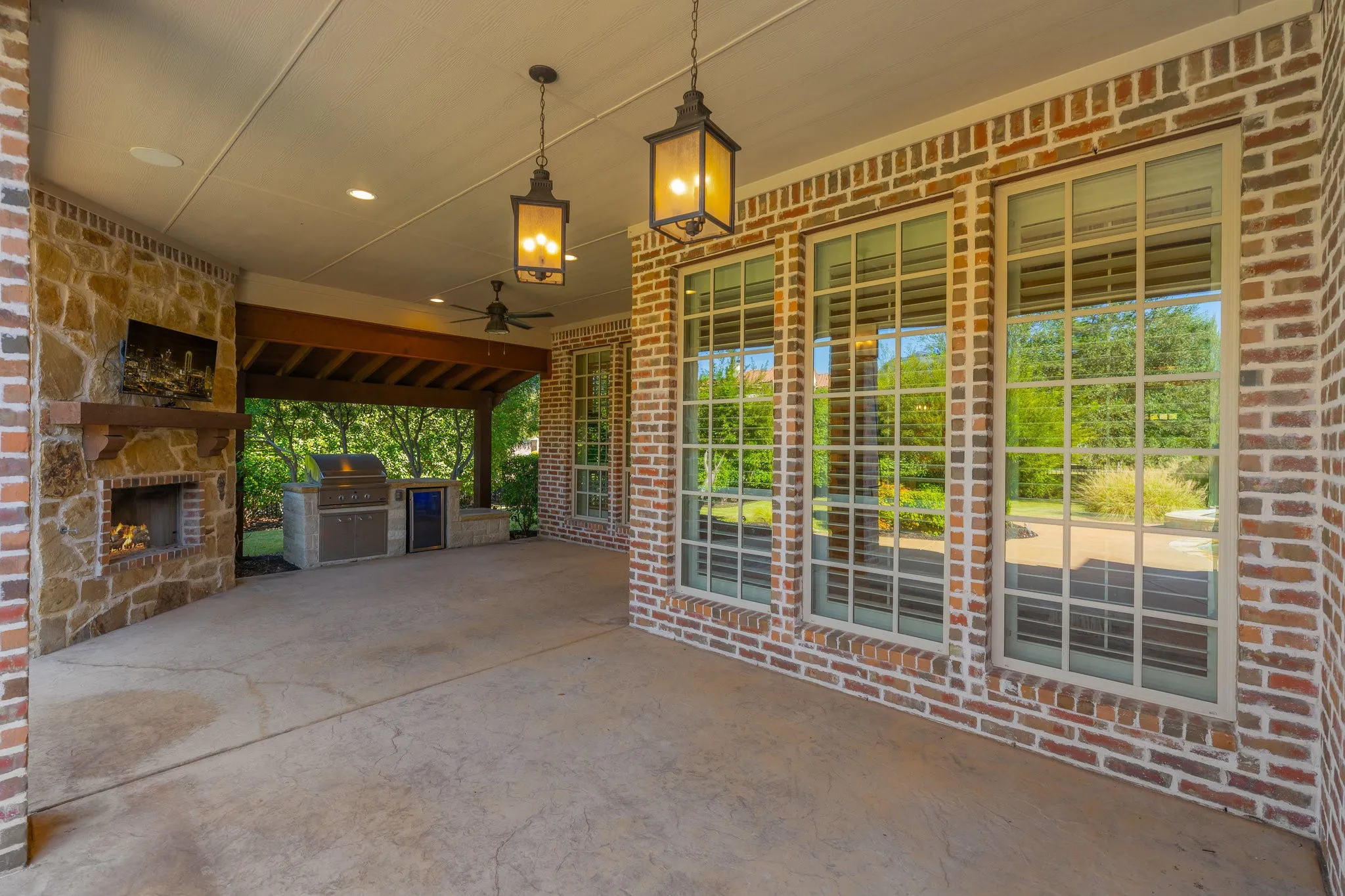 Single Family Residence For Sale in Denton County , 12669 Winding Hollow Lane, Frisco, Texas 75033, 5 Bedroom, 6 Bathroom, 3 Garage spaces, 5,522 Sqft, built in 2013, mls#21101684, Real Estate Agent in Frisco, Homes For Sale in Denton county, Homes For Sale in Frisco, Realtor in Frisco Texas, Real Estate Brokerage Independent Realty Texas, Luminita Cordes Realtor