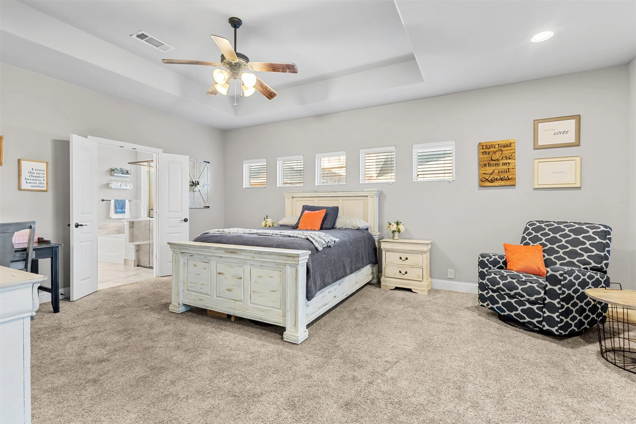 Spacious primary suite