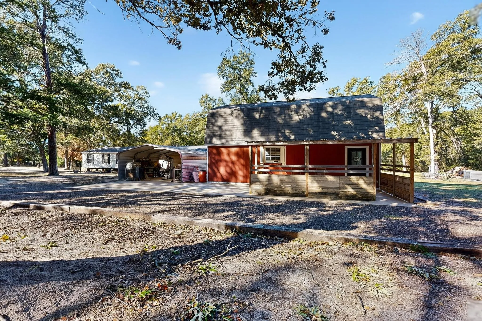 Single Family Residence For Sale in Henderson County , 13420 County Road 2858, Eustace, Texas 75124, 2 Bedroom, 2 Bathroom, Garage spaces, 1,054 Sqft, built in 2018, Preowned, mls#21101693, Real Estate Agent in Eustace, Homes For Sale in Henderson county, Homes For Sale in Eustace, Realtor in Eustace Texas, Real Estate Brokerage Independent Realty Texas, Luminita Cordes Realtor
