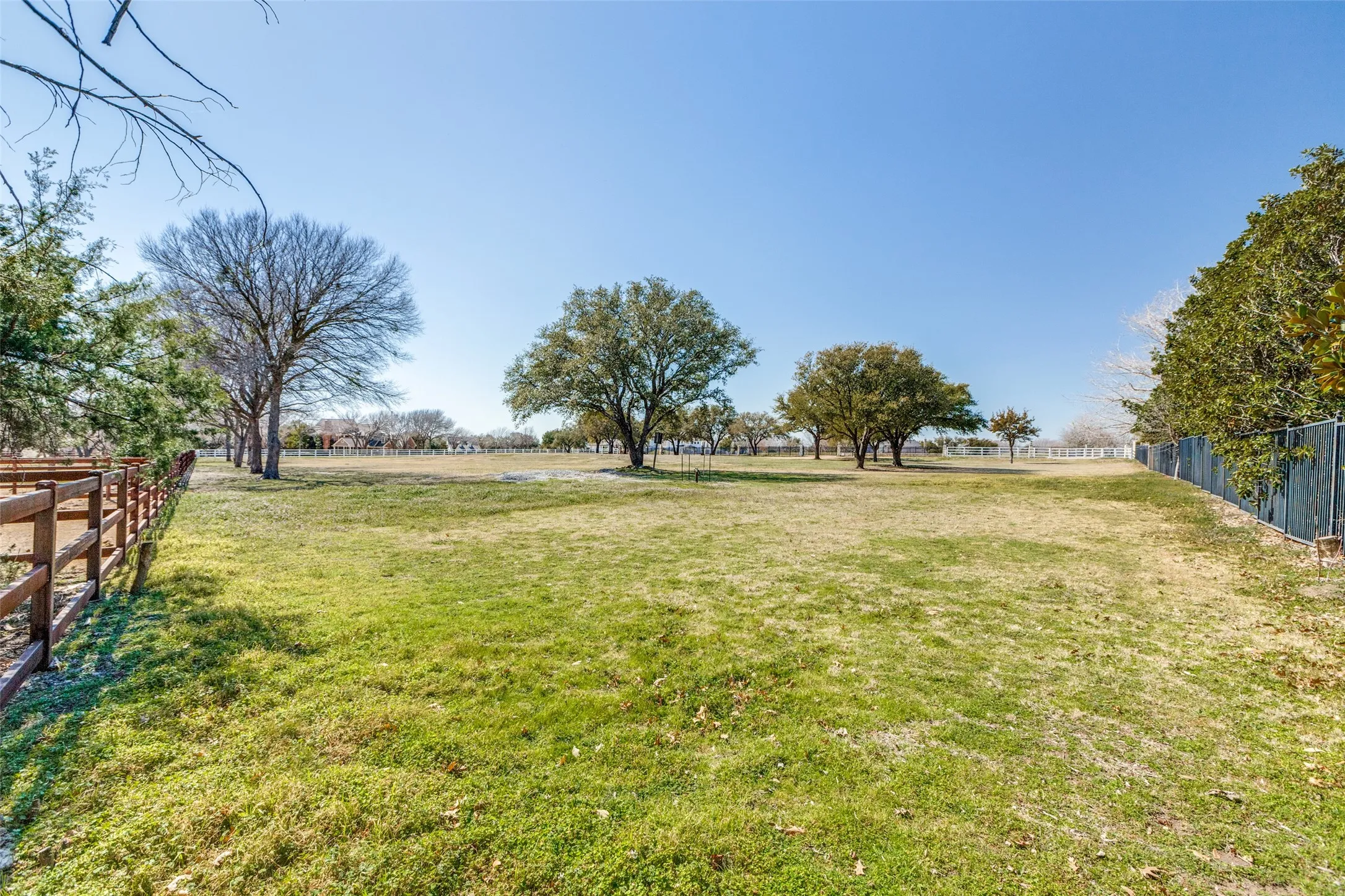 Unimproved Land For Sale in Collin County , 2 Riva Ridge, Frisco, Texas 75034, 0, 0, Garage spaces, 0 Sqft, built in 0, mls#21101769, Real Estate Agent in Frisco, Homes For Sale in Collin county, Homes For Sale in Frisco, Realtor in Frisco Texas, Real Estate Brokerage Independent Realty Texas, Luminita Cordes Realtor