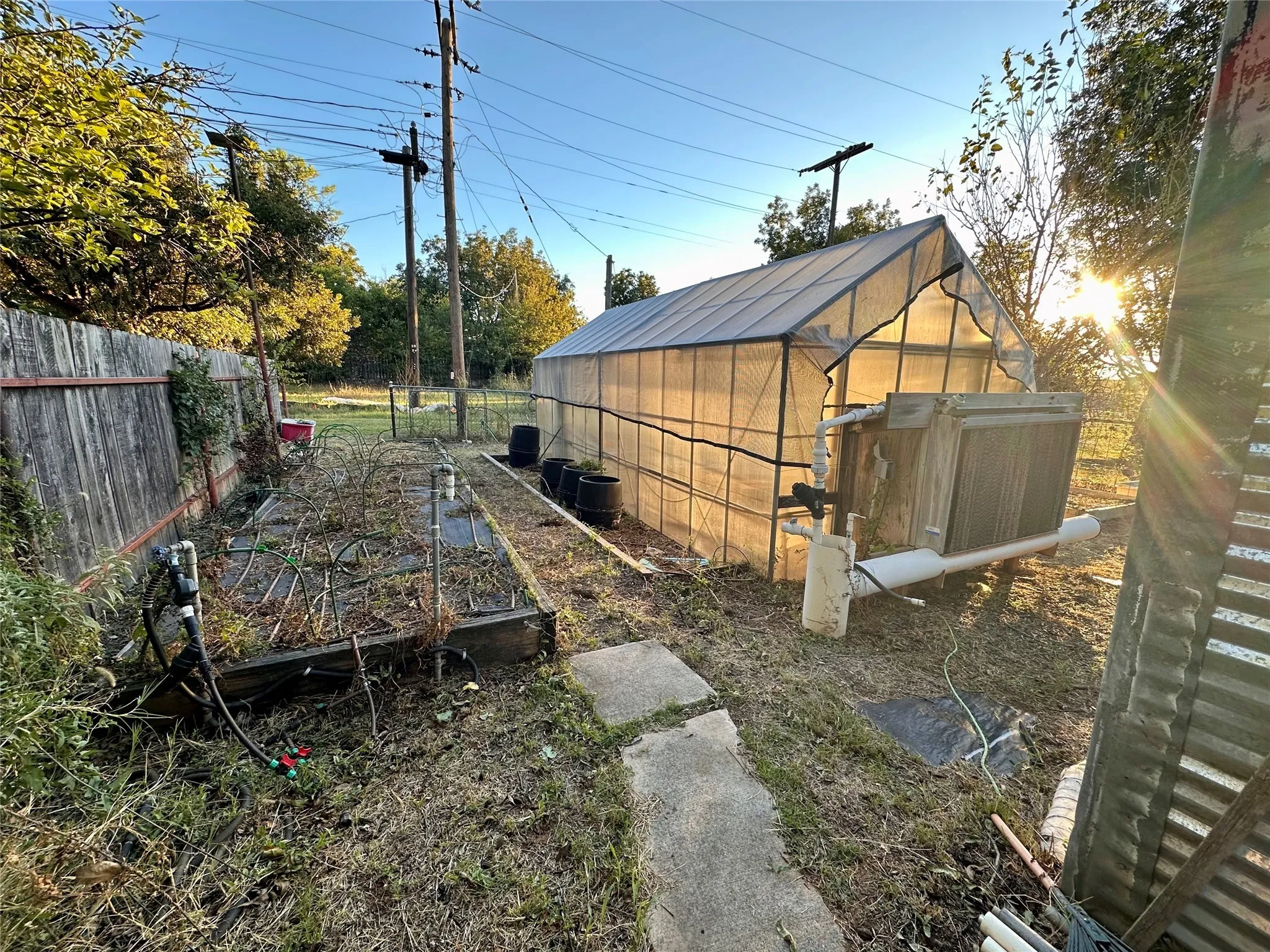 Single Family Residence For Sale in Baylor County , 107 N Arkansas Street, Seymour, Texas 76380, 3 Bedroom, 2 Bathroom, 1 Garage spaces, 2,043 Sqft, built in 1958, mls#21101900, Real Estate Agent in Seymour, Homes For Sale in Baylor county, Homes For Sale in Seymour, Realtor in Seymour Texas, Real Estate Brokerage Independent Realty Texas, Luminita Cordes Realtor