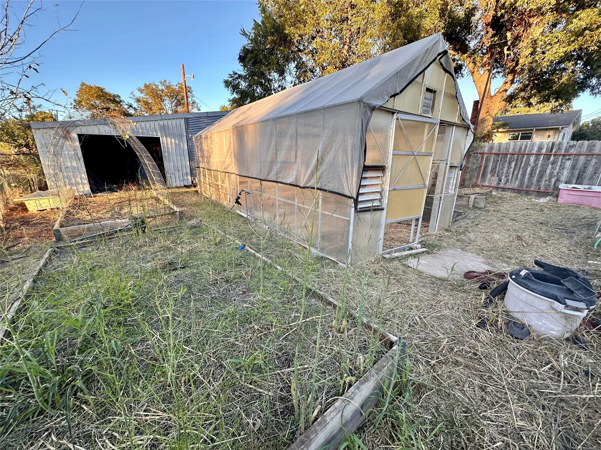 Single Family Residence For Sale in Baylor County , 107 N Arkansas Street, Seymour, Texas 76380, 3 Bedroom, 2 Bathroom, 1 Garage spaces, 2,043 Sqft, built in 1958, mls#21101900, Real Estate Agent in Seymour, Homes For Sale in Baylor county, Homes For Sale in Seymour, Realtor in Seymour Texas, Real Estate Brokerage Independent Realty Texas, Luminita Cordes Realtor