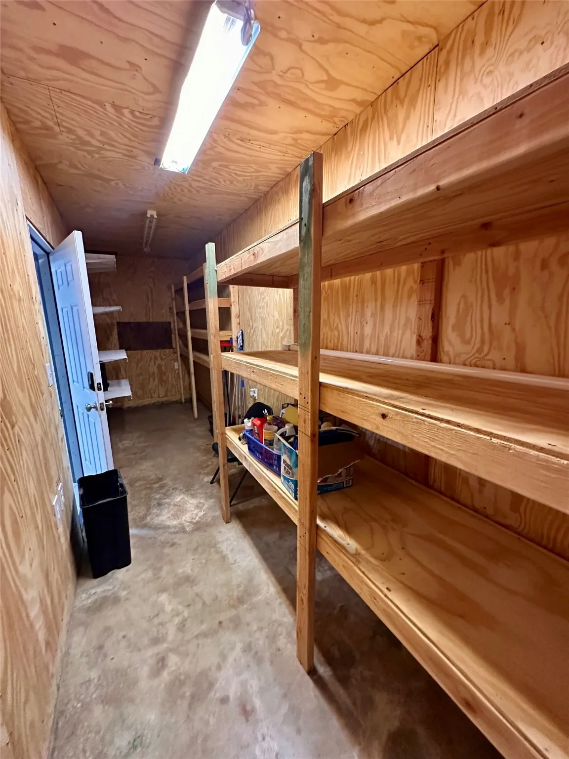 Single Family Residence For Sale in Baylor County , 107 N Arkansas Street, Seymour, Texas 76380, 3 Bedroom, 2 Bathroom, 1 Garage spaces, 2,043 Sqft, built in 1958, mls#21101900, Real Estate Agent in Seymour, Homes For Sale in Baylor county, Homes For Sale in Seymour, Realtor in Seymour Texas, Real Estate Brokerage Independent Realty Texas, Luminita Cordes Realtor