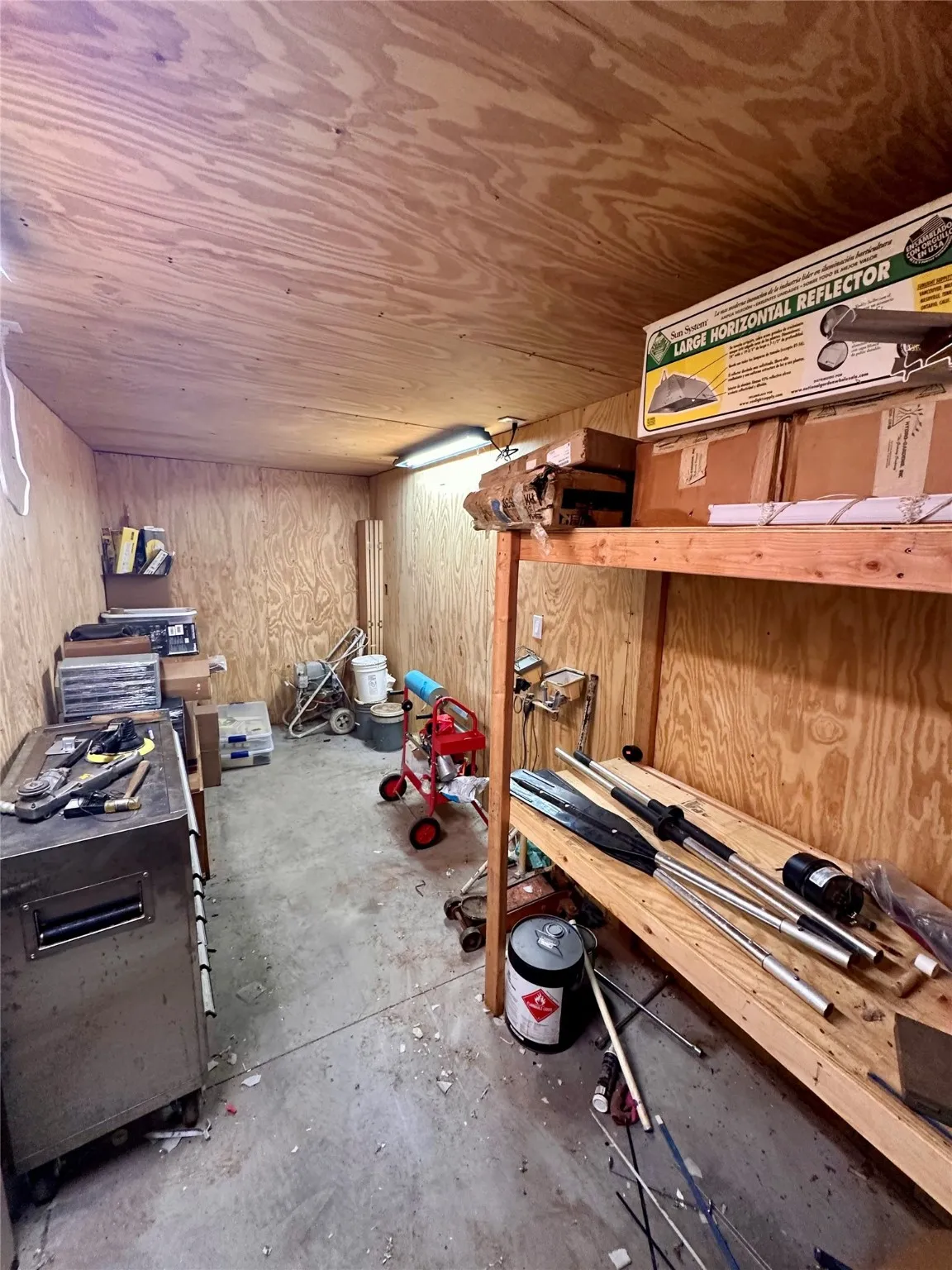 Single Family Residence For Sale in Baylor County , 107 N Arkansas Street, Seymour, Texas 76380, 3 Bedroom, 2 Bathroom, 1 Garage spaces, 2,043 Sqft, built in 1958, mls#21101900, Real Estate Agent in Seymour, Homes For Sale in Baylor county, Homes For Sale in Seymour, Realtor in Seymour Texas, Real Estate Brokerage Independent Realty Texas, Luminita Cordes Realtor