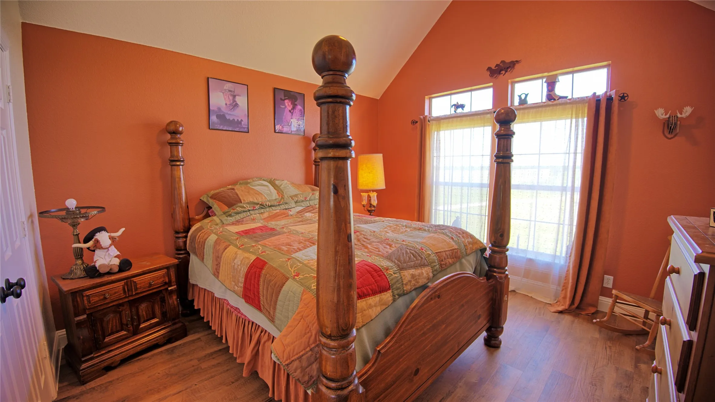 Single Family Residence For Sale in Montague County , 8791 State Hwy 59 S, Bowie, Texas 76230, 3 Bedroom, 3 Bathroom, 3 Garage spaces, 3,079 Sqft, built in 2000, mls#21102560, Real Estate Agent in Bowie, Homes For Sale in Montague county, Homes For Sale in Bowie, Realtor in Bowie Texas, Real Estate Brokerage Independent Realty Texas, Luminita Cordes Realtor