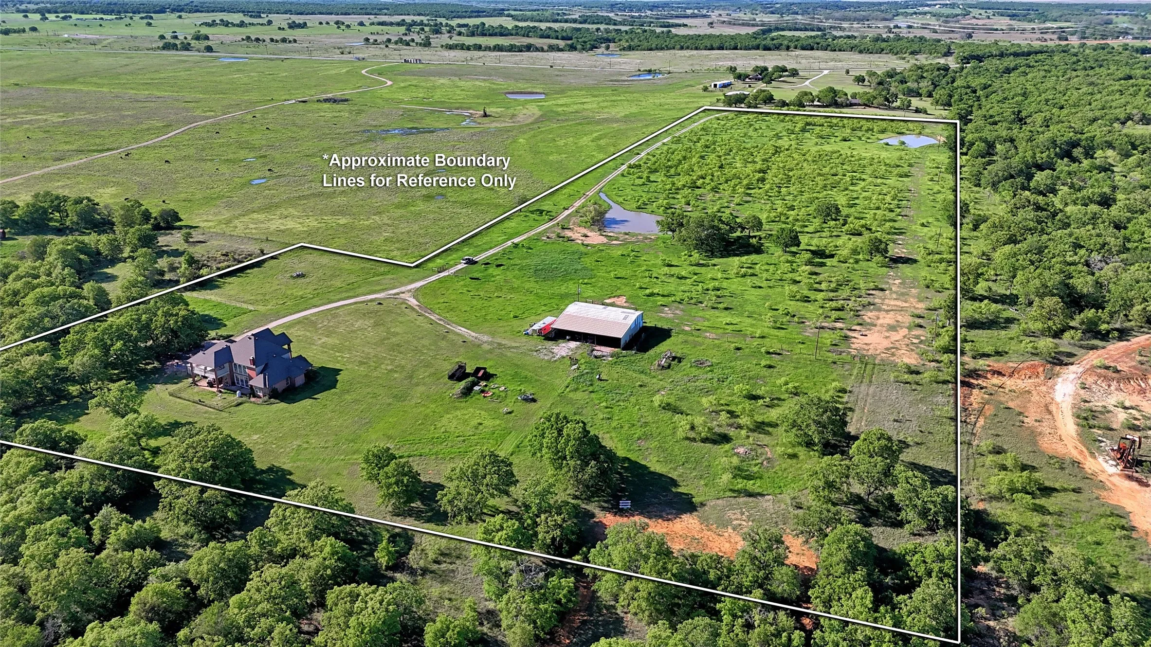 Single Family Residence For Sale in Montague County , 8791 State Hwy 59 S, Bowie, Texas 76230, 3 Bedroom, 3 Bathroom, 3 Garage spaces, 3,079 Sqft, built in 2000, mls#21102560, Real Estate Agent in Bowie, Homes For Sale in Montague county, Homes For Sale in Bowie, Realtor in Bowie Texas, Real Estate Brokerage Independent Realty Texas, Luminita Cordes Realtor