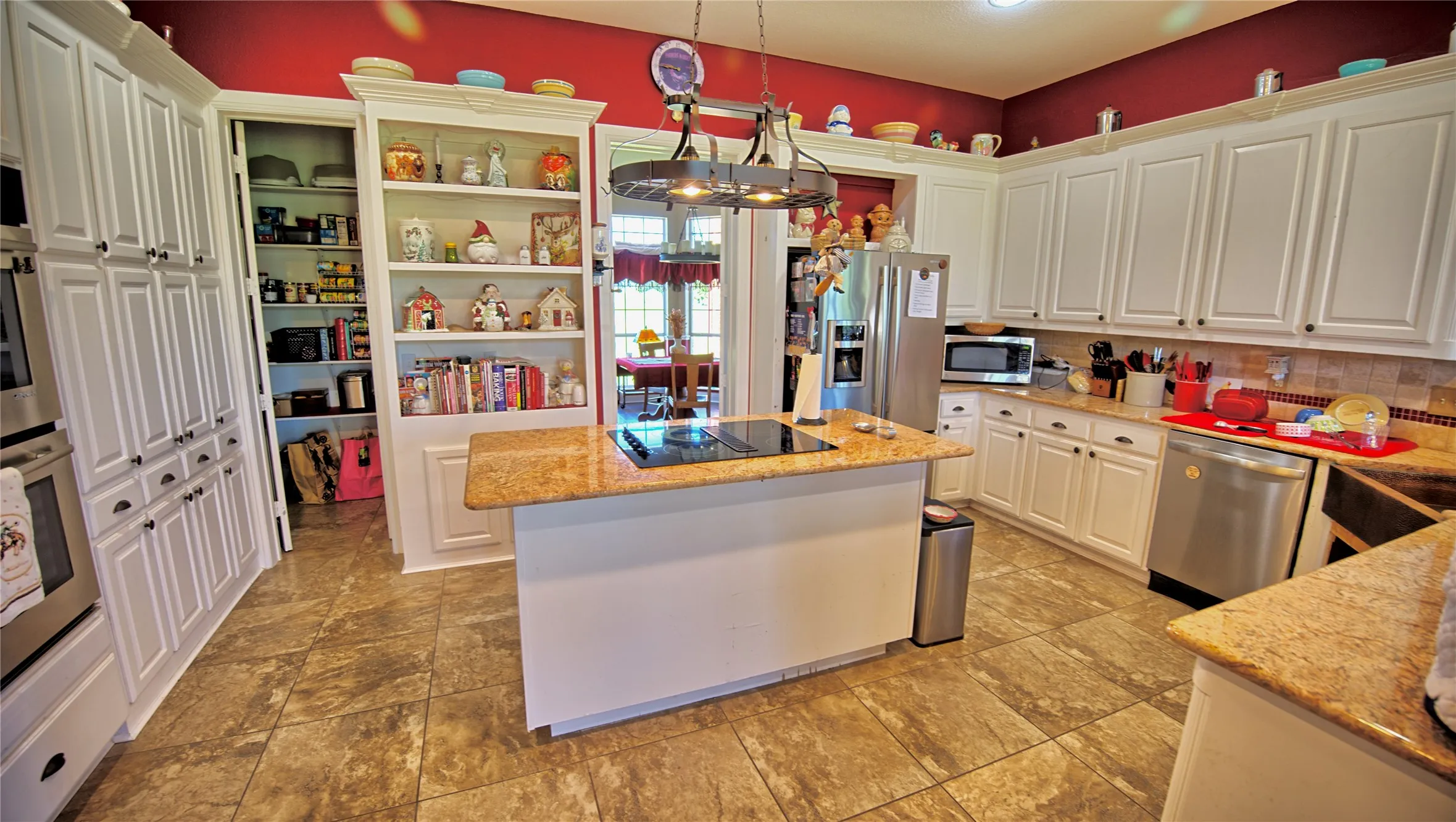 Single Family Residence For Sale in Montague County , 8791 State Hwy 59 S, Bowie, Texas 76230, 3 Bedroom, 3 Bathroom, 3 Garage spaces, 3,079 Sqft, built in 2000, mls#21102560, Real Estate Agent in Bowie, Homes For Sale in Montague county, Homes For Sale in Bowie, Realtor in Bowie Texas, Real Estate Brokerage Independent Realty Texas, Luminita Cordes Realtor
