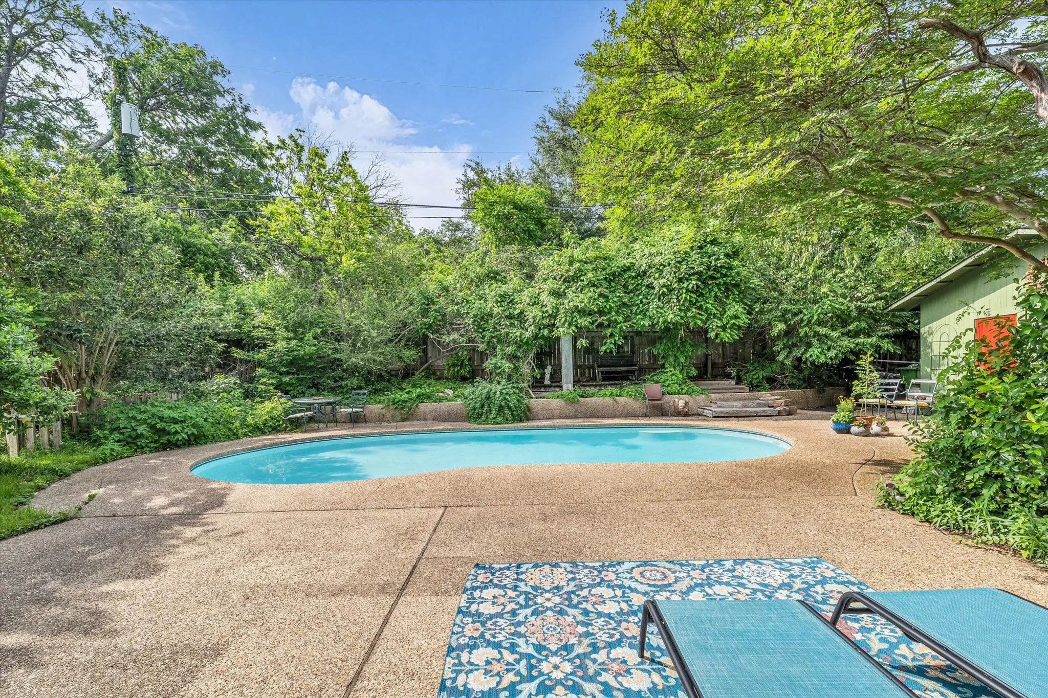 Single Family Residence For Sale in Mc Lennan County , 5601 Woodcastle Street, Waco, Texas 76710, 5 Bedroom, 3 Bathroom, 1 Garage spaces, 2,857 Sqft, built in 1962, mls#21102334, Real Estate Agent in Waco, Homes For Sale in Mc Lennan county, Homes For Sale in Waco, Realtor in Waco Texas, Real Estate Brokerage Independent Realty Texas, Luminita Cordes Realtor