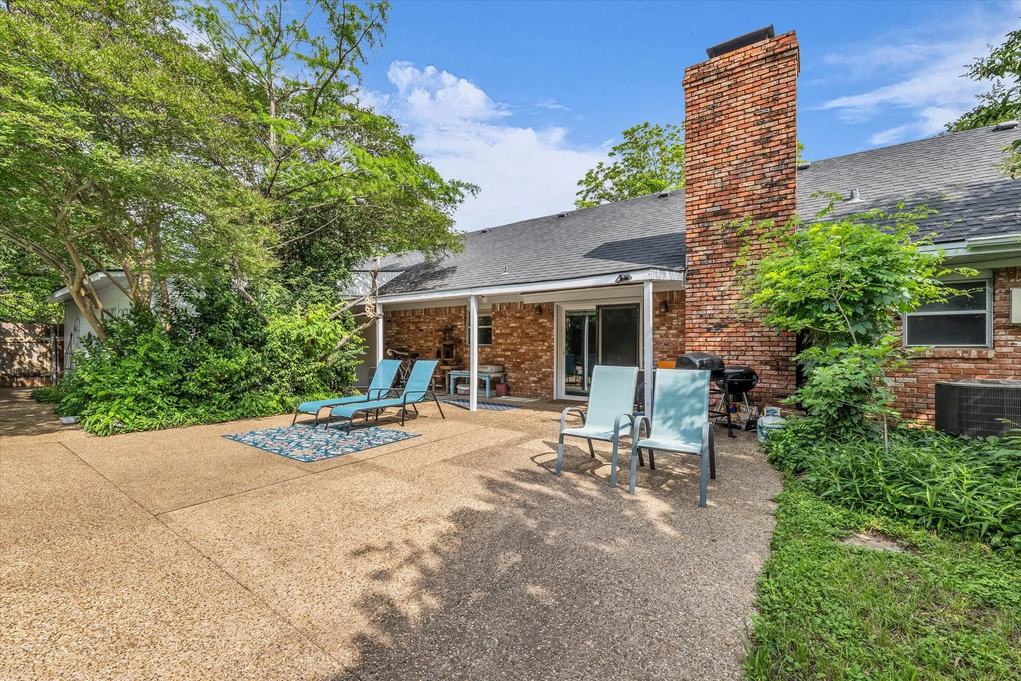 Single Family Residence For Sale in Mc Lennan County , 5601 Woodcastle Street, Waco, Texas 76710, 5 Bedroom, 3 Bathroom, 1 Garage spaces, 2,857 Sqft, built in 1962, mls#21102334, Real Estate Agent in Waco, Homes For Sale in Mc Lennan county, Homes For Sale in Waco, Realtor in Waco Texas, Real Estate Brokerage Independent Realty Texas, Luminita Cordes Realtor
