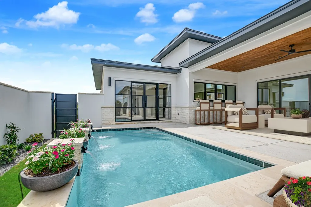 Single Family Residence For Sale in Llano County , 109 Island Court, Horseshoe Bay, Texas 78657, 4 Bedroom, 5 Bathroom, 3 Garage spaces, 3,637 Sqft, built in 2024, New Construction - Complete, mls#21102441, Real Estate Agent in Horseshoe Bay, Homes For Sale in Llano county, Homes For Sale in Horseshoe Bay, Realtor in Horseshoe Bay Texas, Real Estate Brokerage Independent Realty Texas, Luminita Cordes Realtor