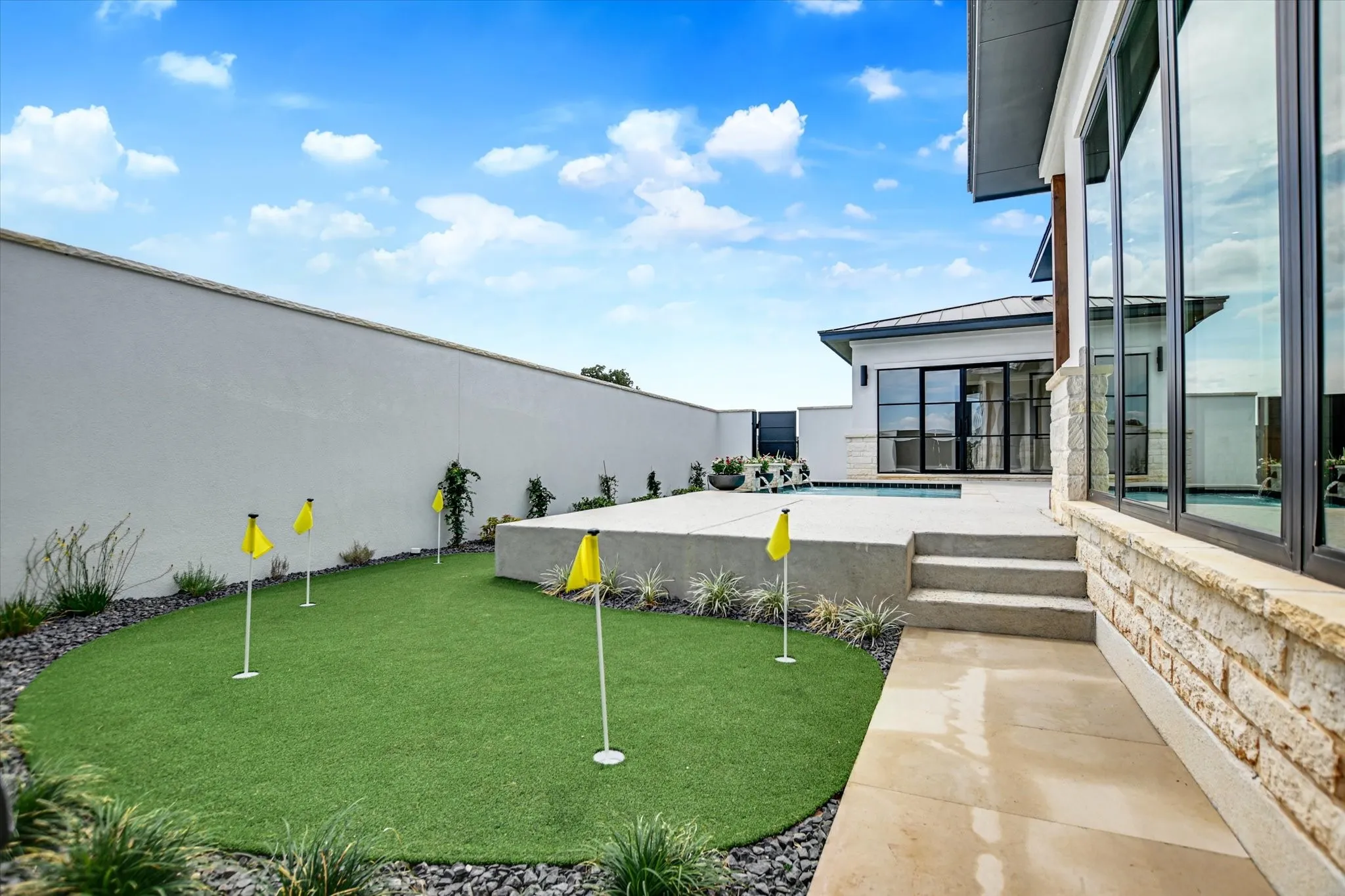 Single Family Residence For Sale in Llano County , 109 Island Court, Horseshoe Bay, Texas 78657, 4 Bedroom, 5 Bathroom, 3 Garage spaces, 3,637 Sqft, built in 2024, New Construction - Complete, mls#21102441, Real Estate Agent in Horseshoe Bay, Homes For Sale in Llano county, Homes For Sale in Horseshoe Bay, Realtor in Horseshoe Bay Texas, Real Estate Brokerage Independent Realty Texas, Luminita Cordes Realtor